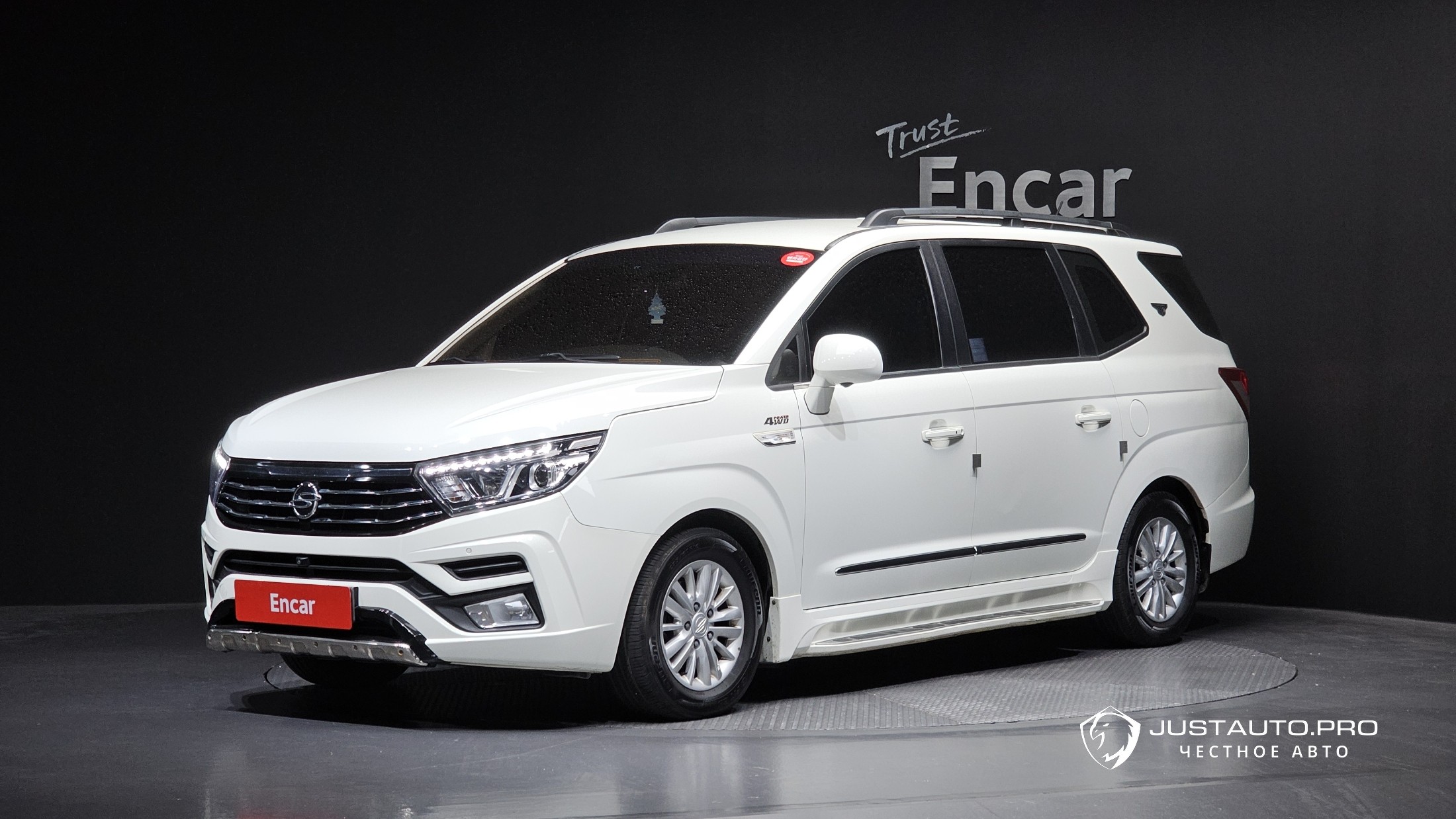 Автомобиль KG_Mobility_Ssangyong KORANDO