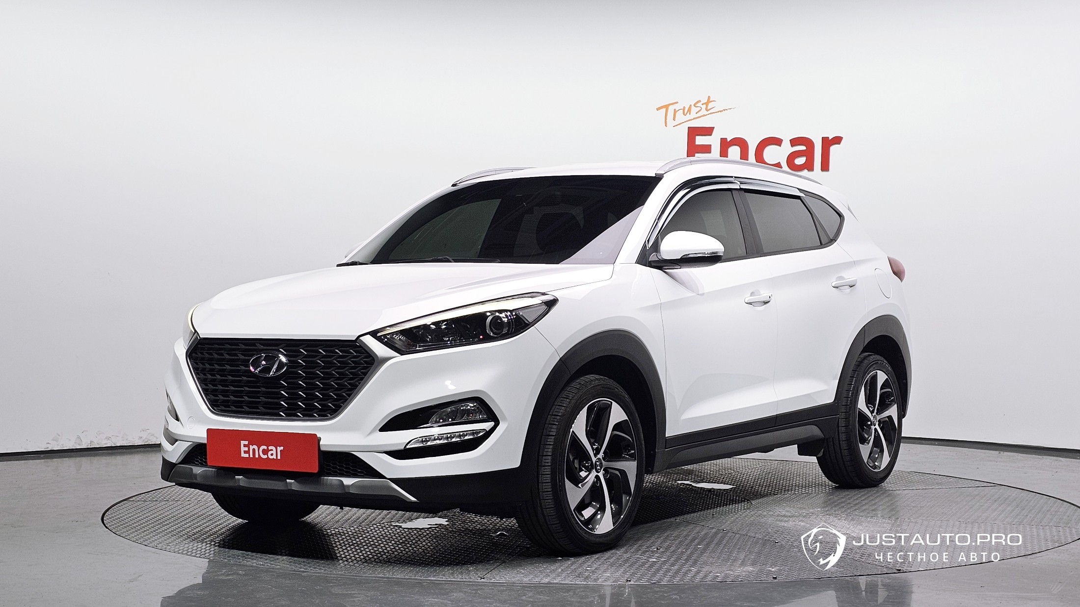 Автомобиль Hyundai Tucson