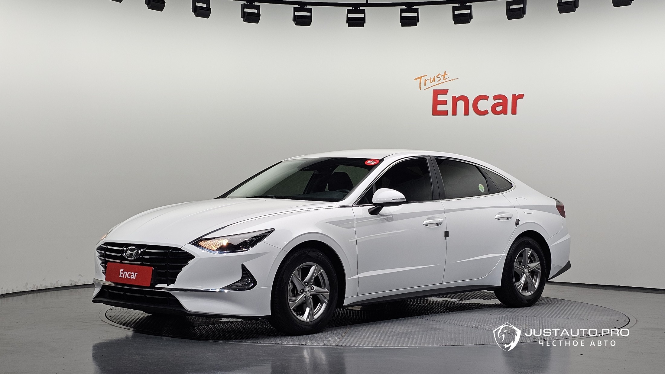 Автомобиль Hyundai Sonata