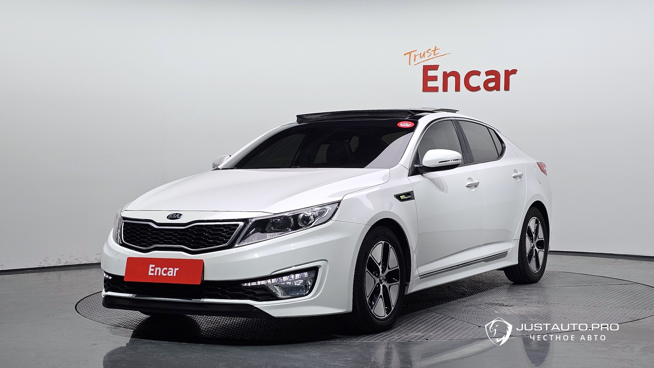 Автомобиль Kia K5