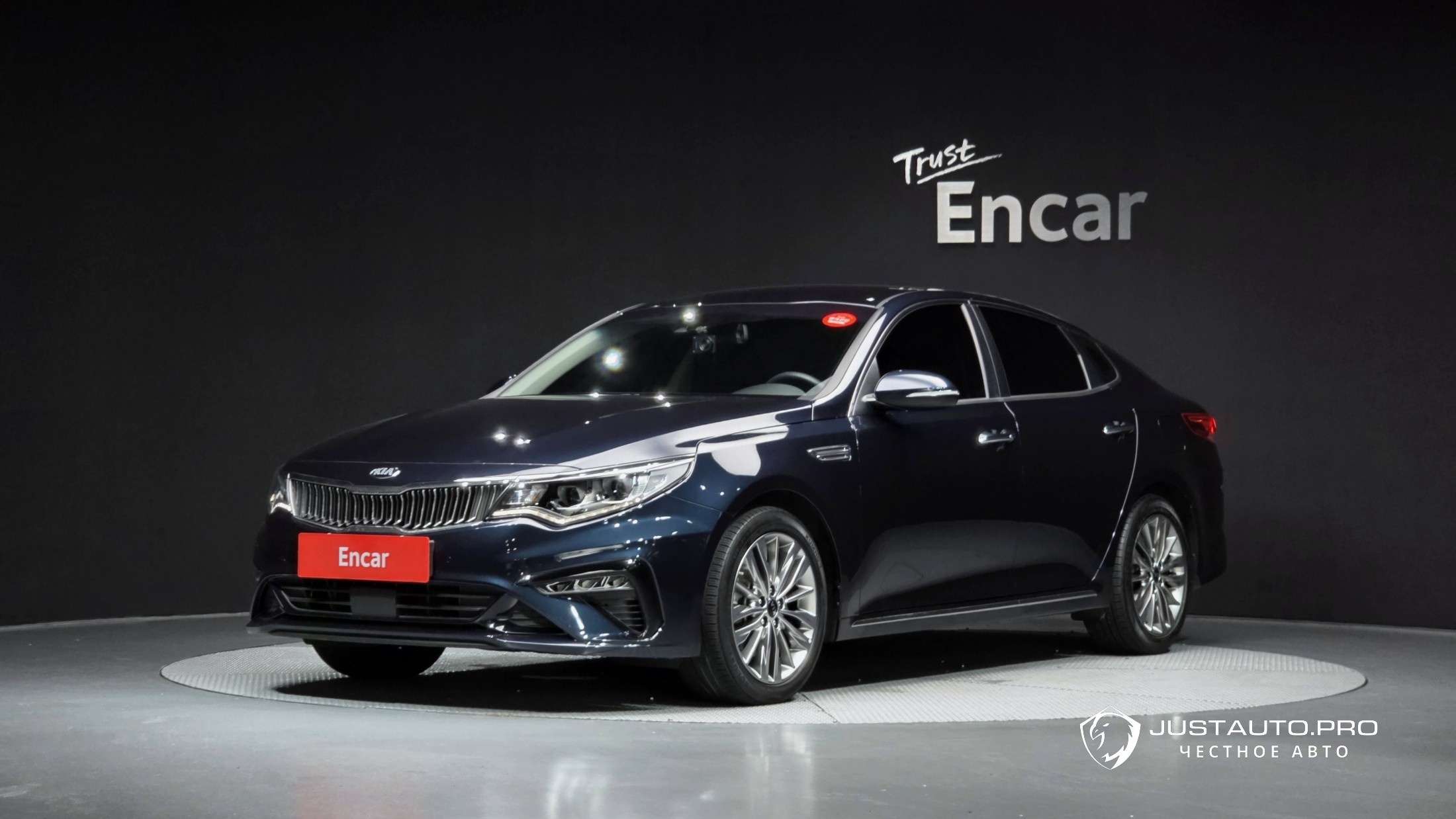 Автомобиль Kia K5
