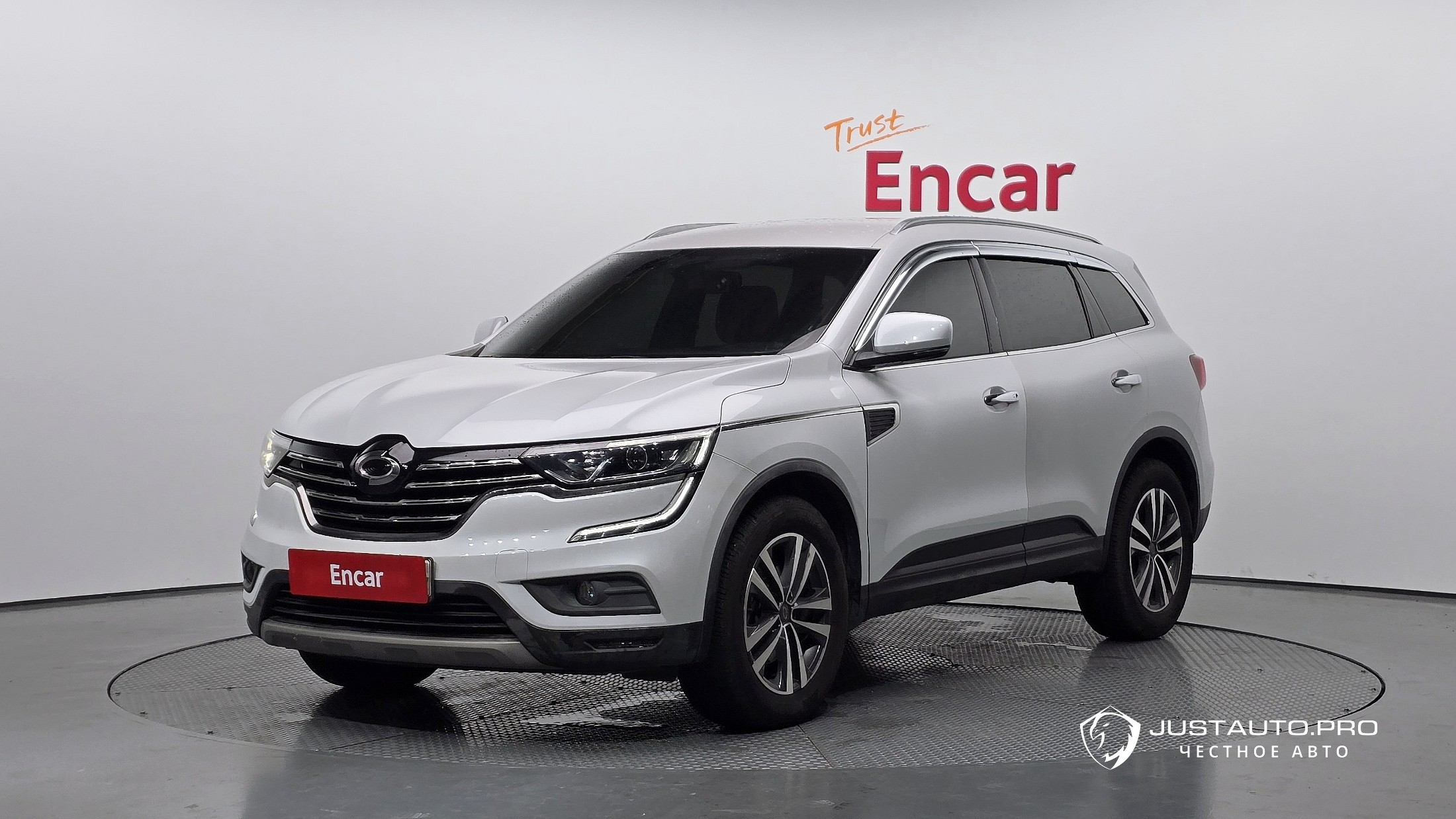 Автомобиль Renault-KoreaSamsung QM6