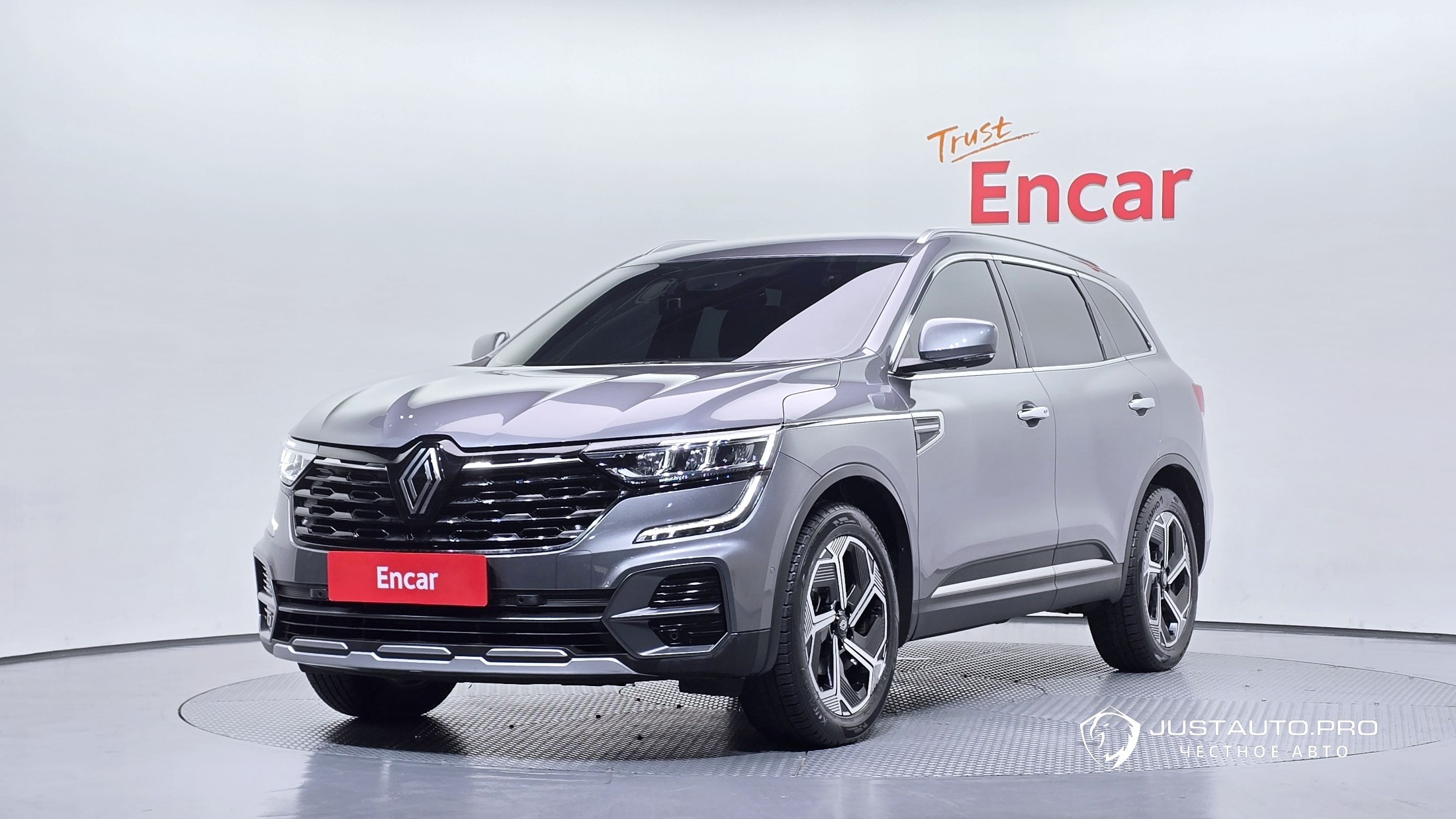 Автомобиль Renault-KoreaSamsung QM6