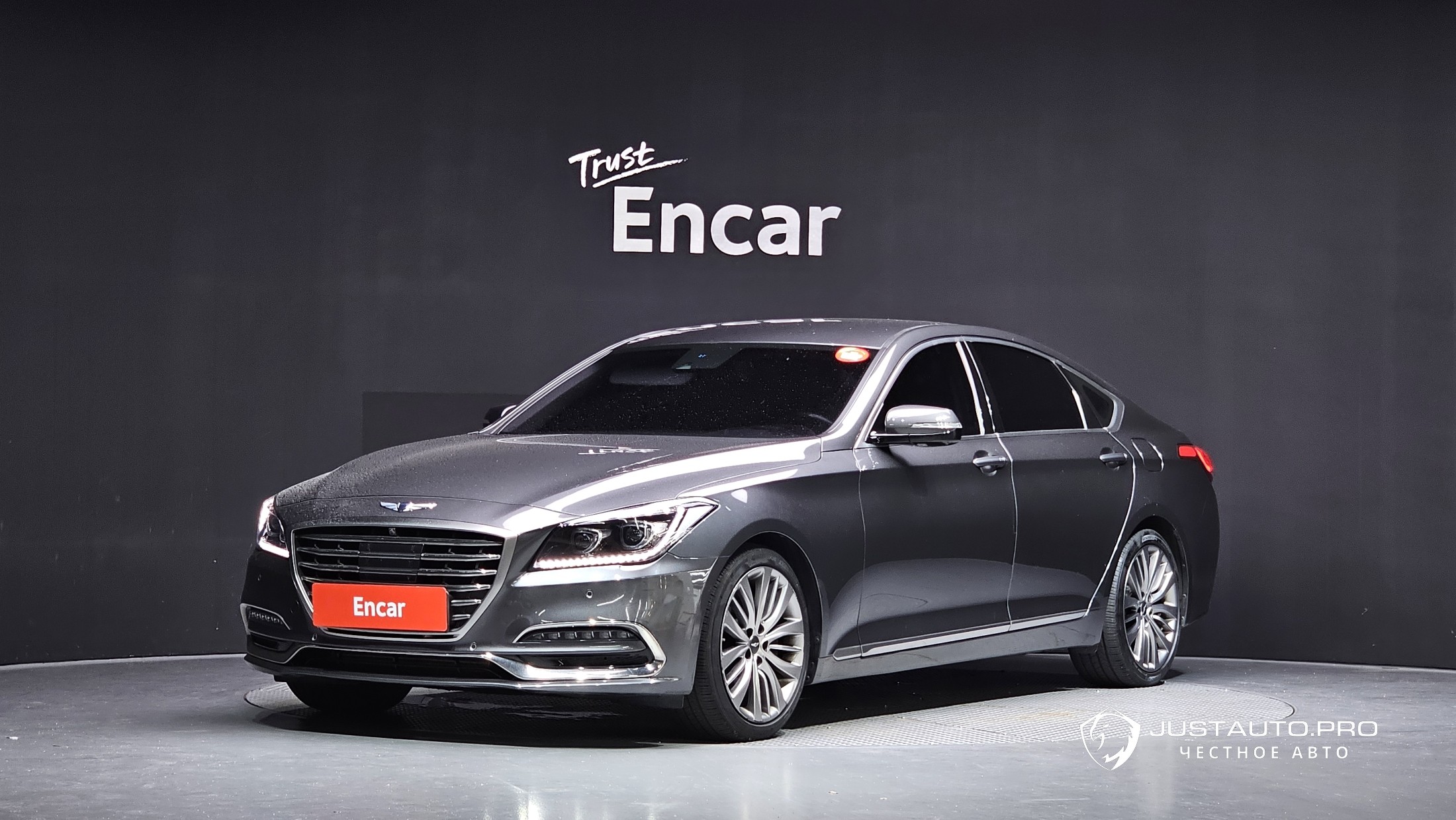 Автомобиль Genesis G80