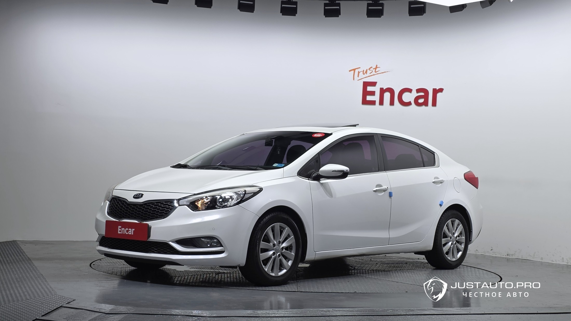 Автомобиль Kia K3
