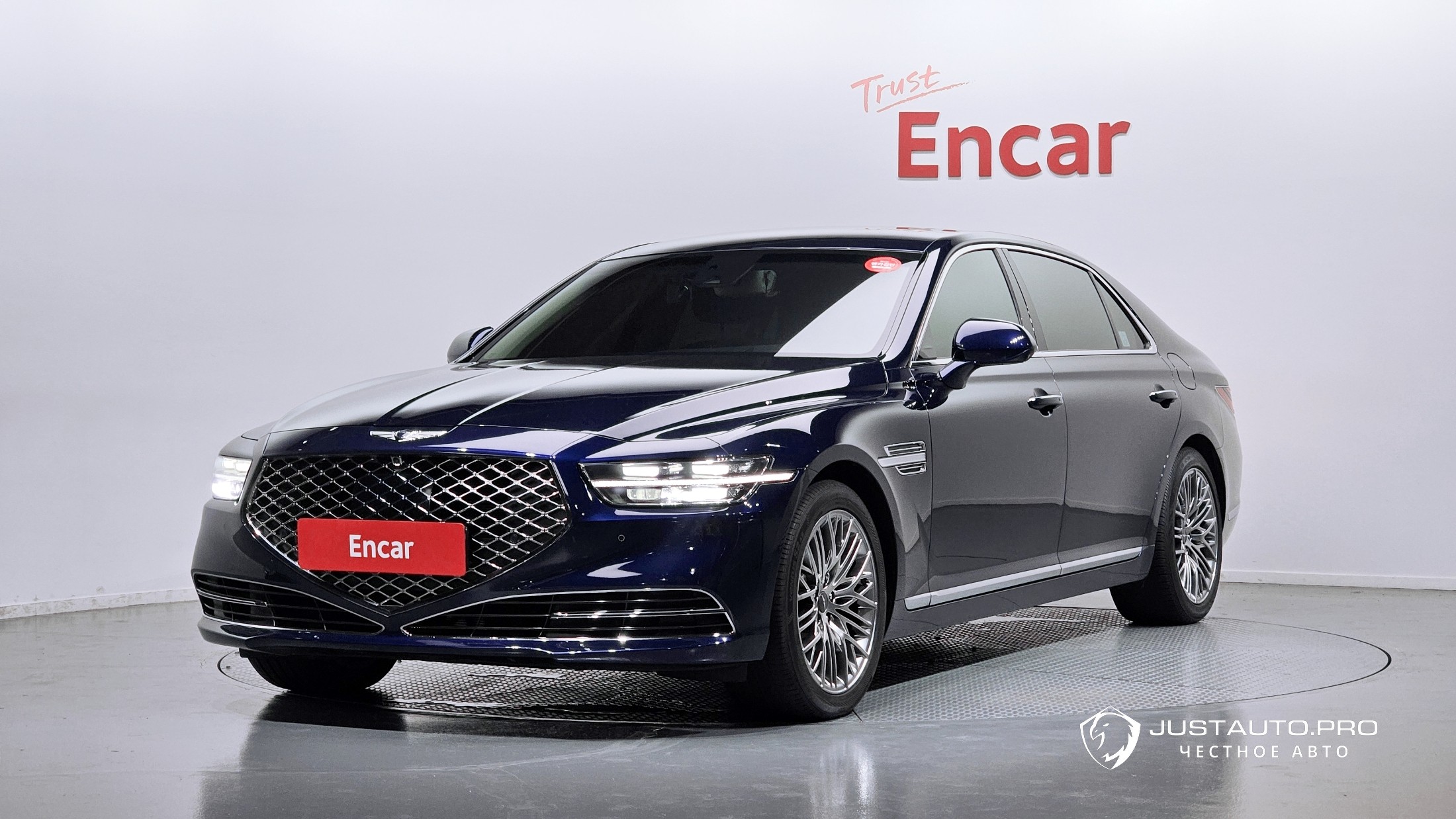 Автомобиль Genesis G90