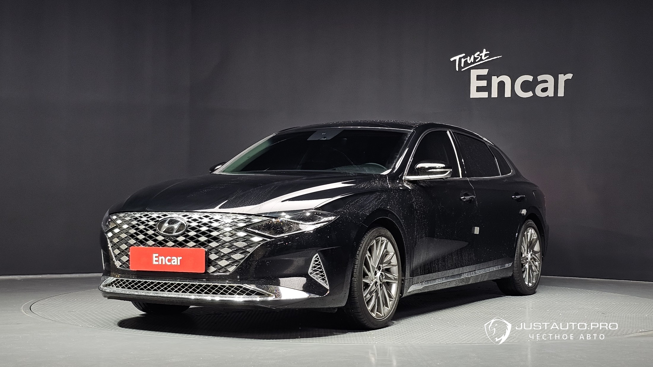 Автомобиль Hyundai Grandeur