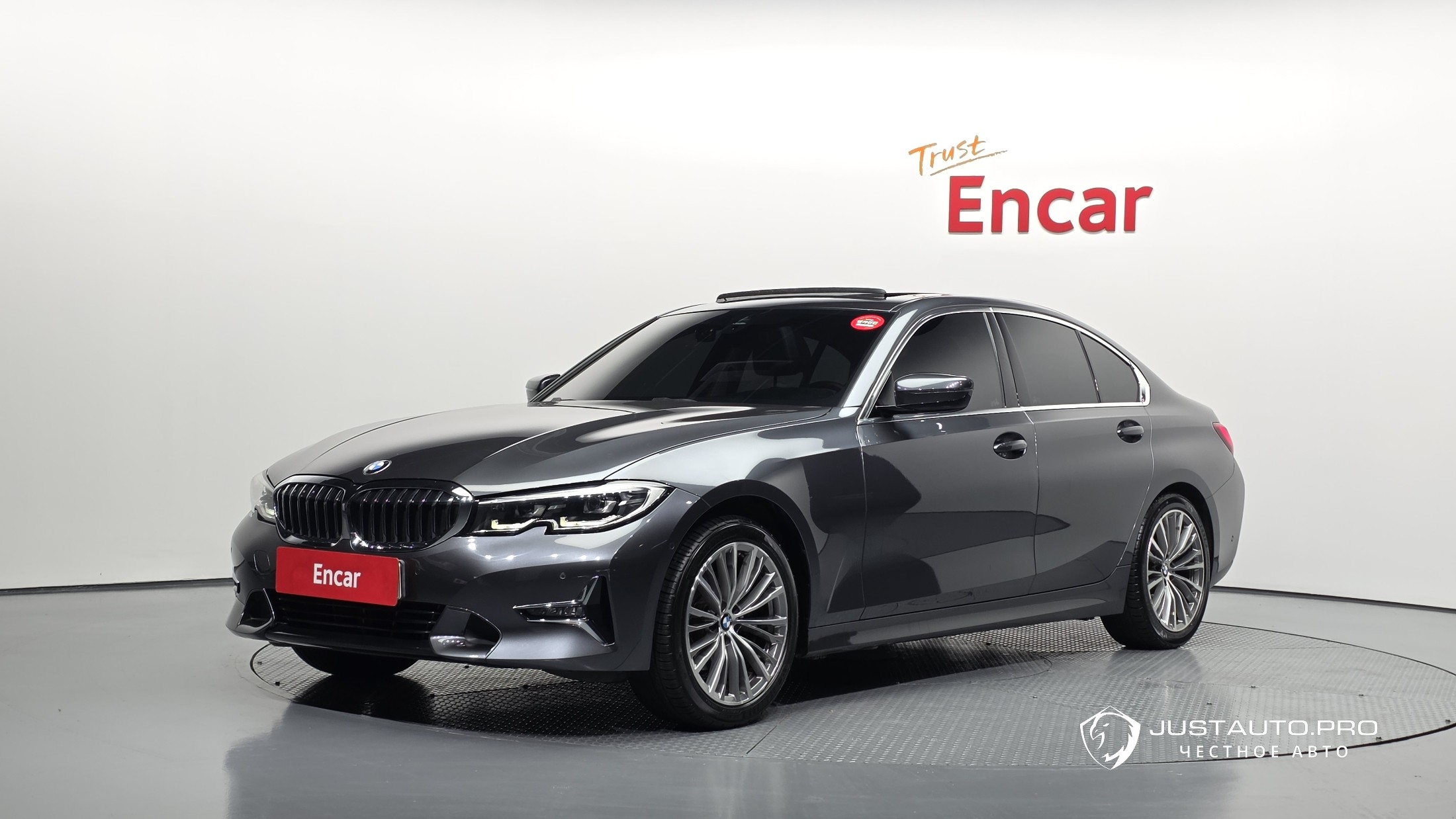 Автомобиль BMW 3-Series