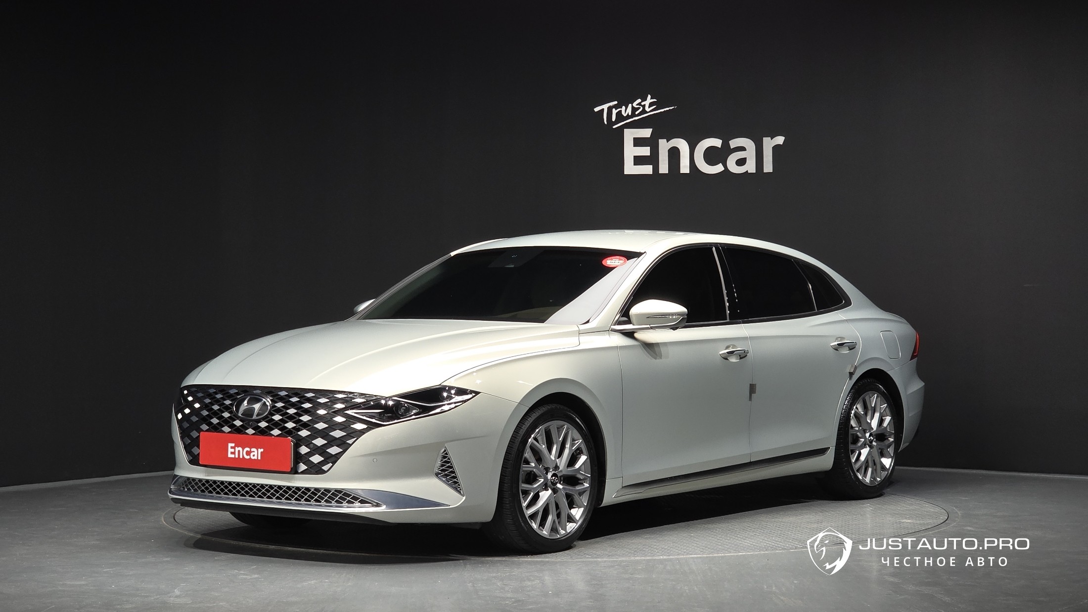 Автомобиль Hyundai Grandeur