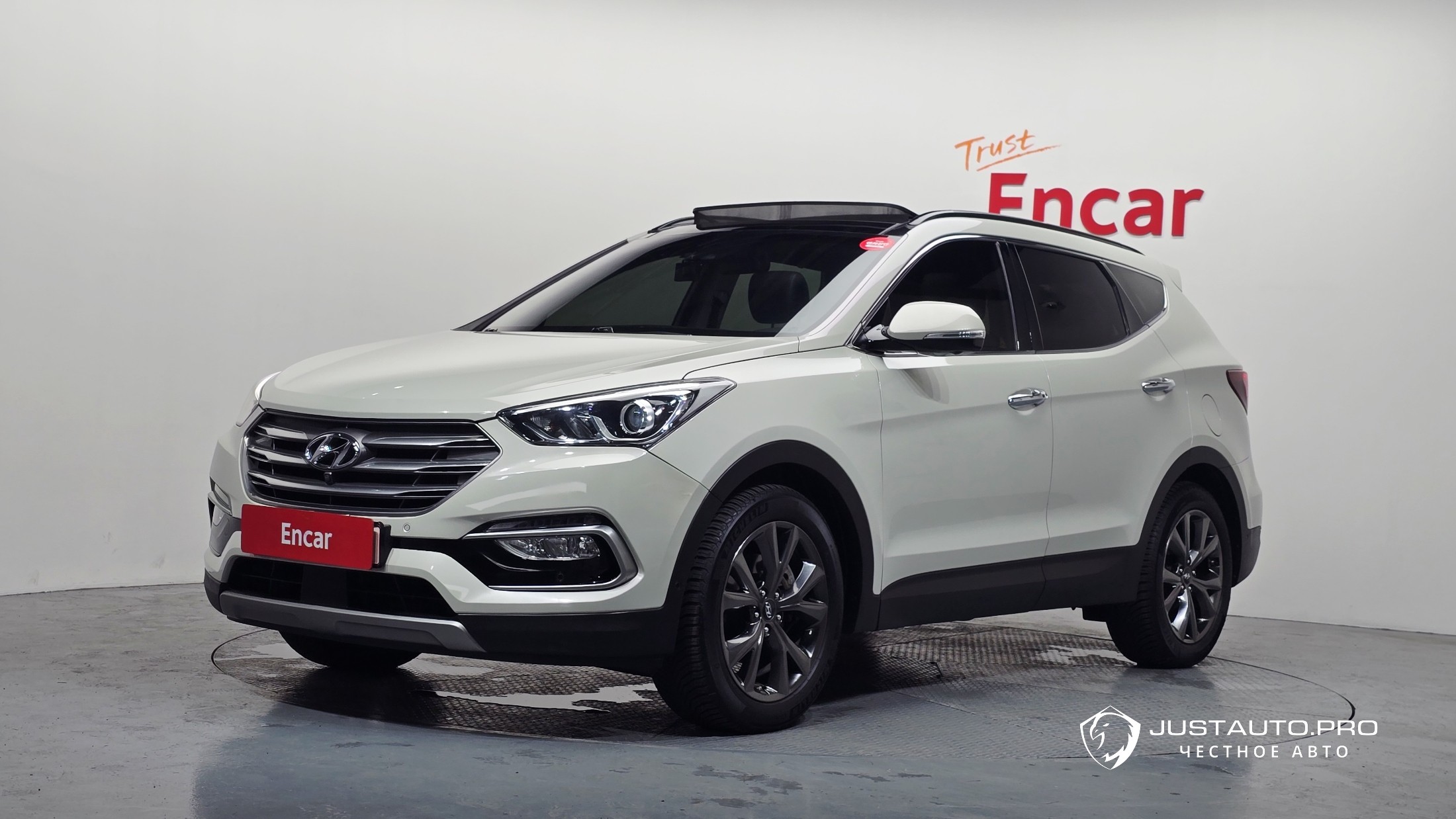 Автомобиль Hyundai Santafe