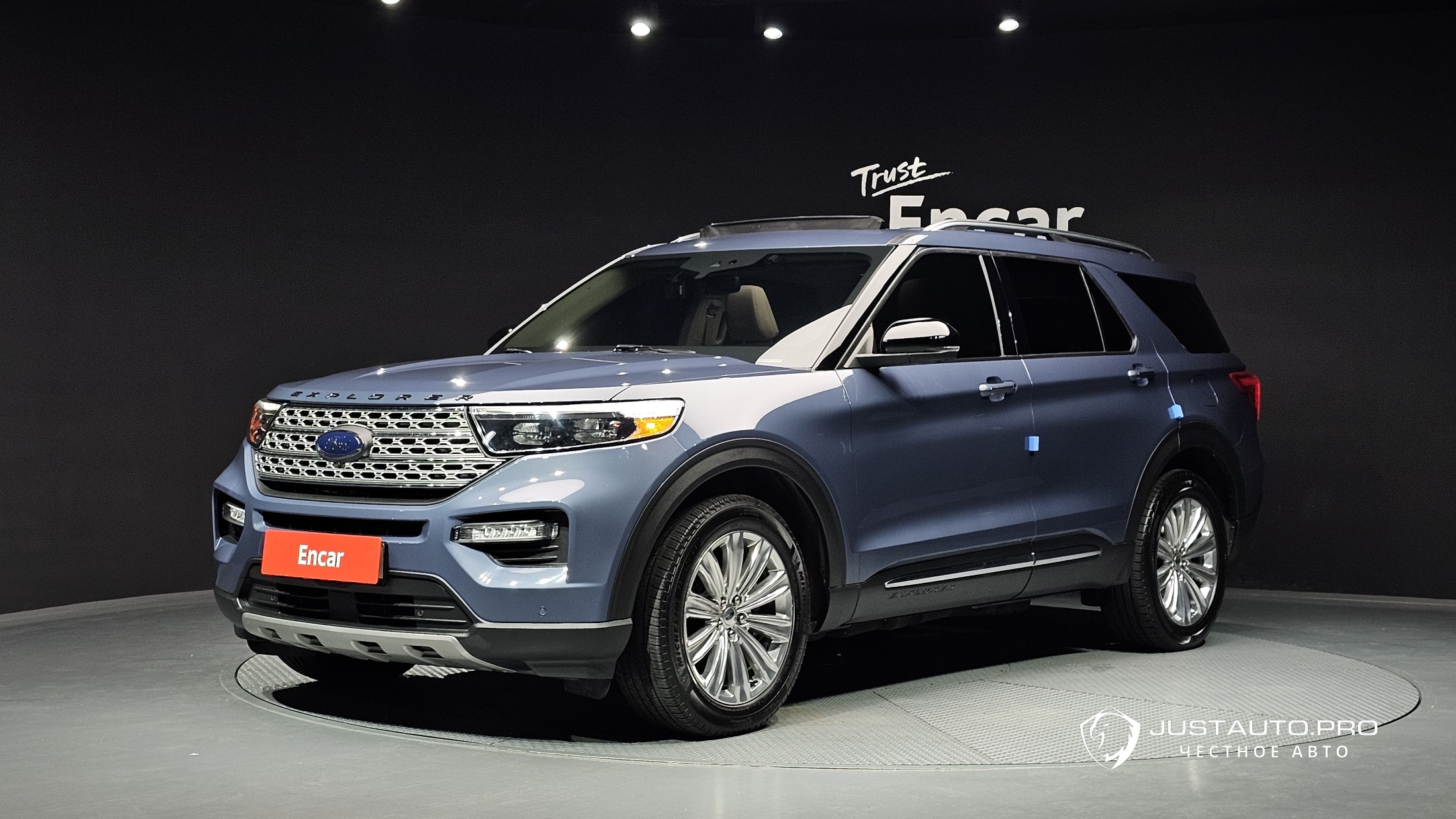 Автомобиль Ford Explorer