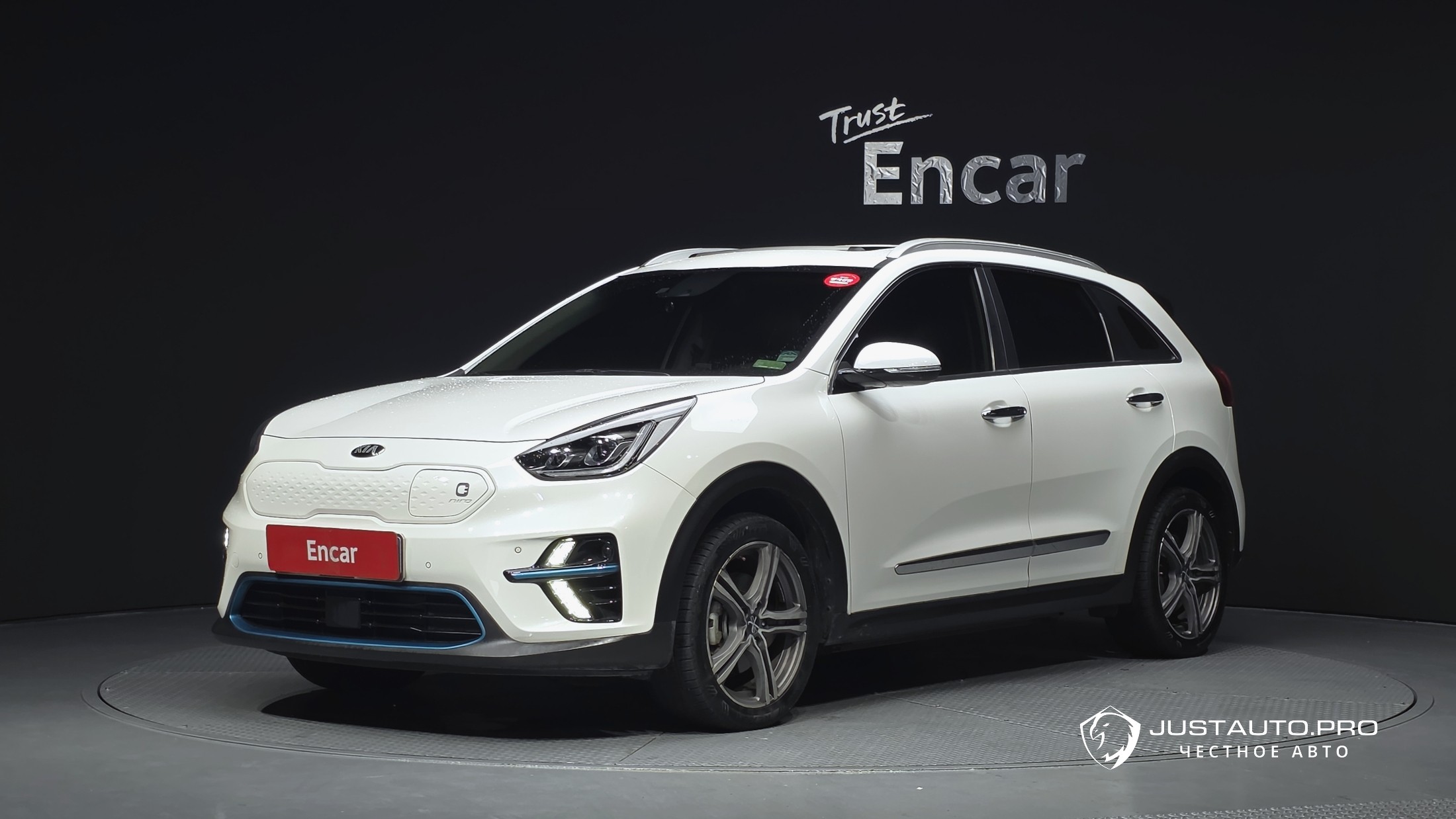 Автомобиль Kia Niro