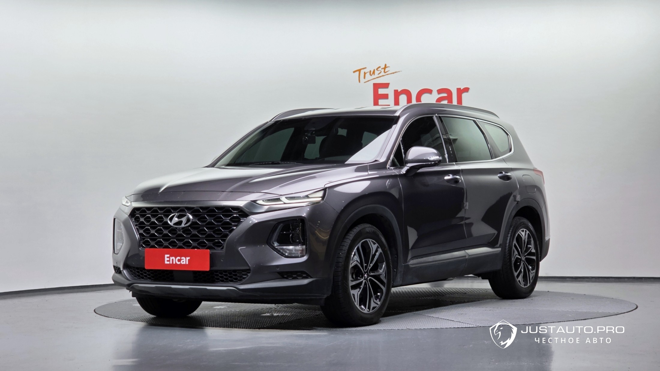 Автомобиль Hyundai Santafe