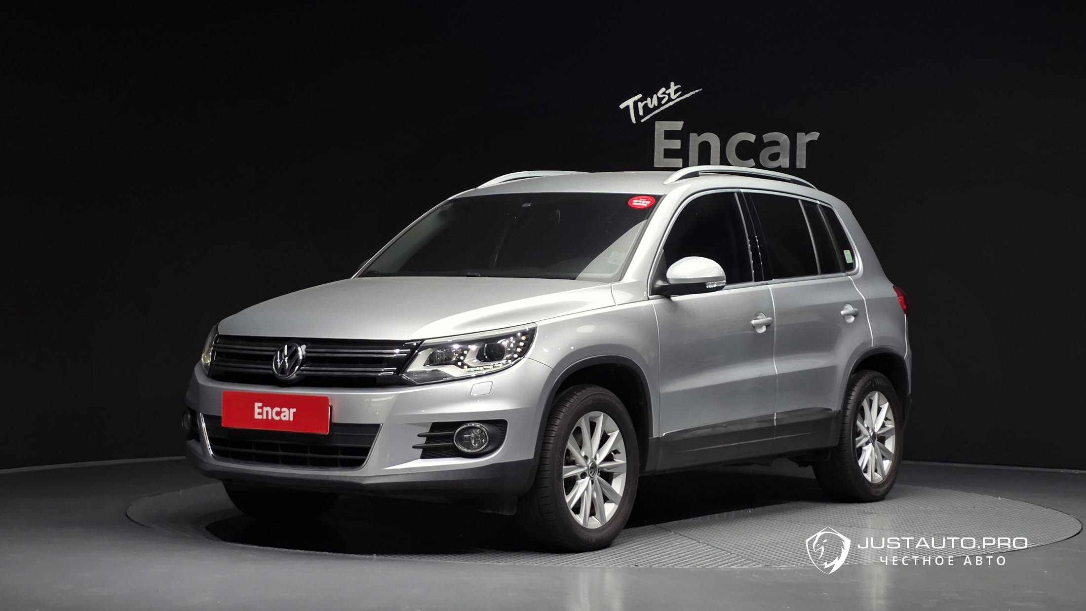 Автомобиль Volkswagen Tiguan