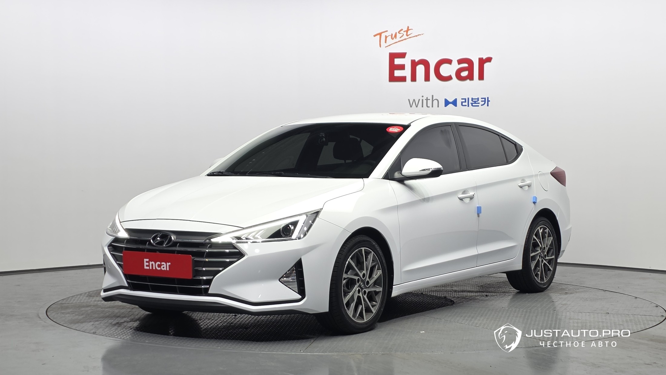 Автомобиль Hyundai AVANTE