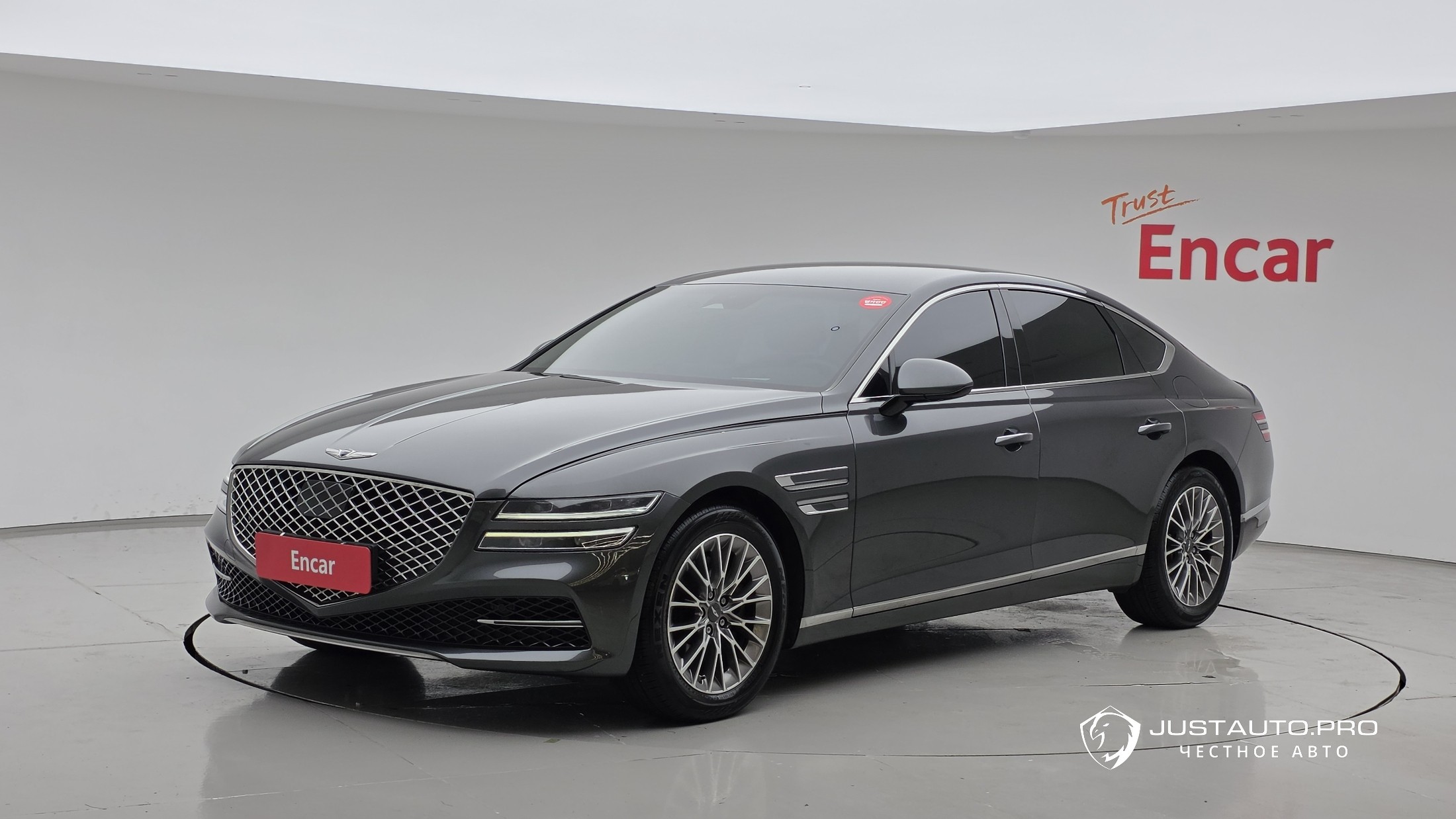 Автомобиль Genesis G80