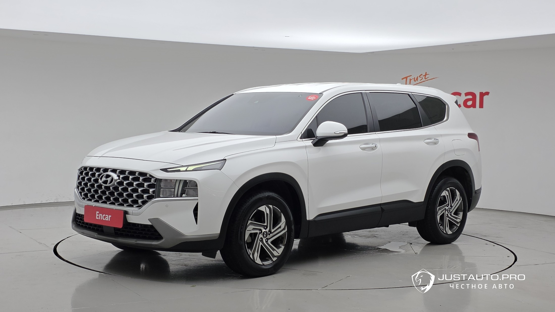 Автомобиль Hyundai Santafe