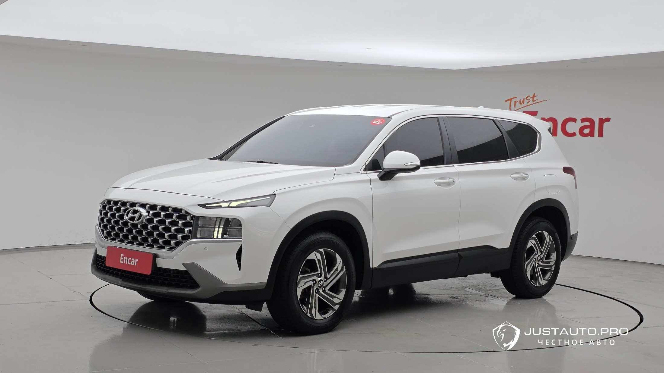 Автомобиль Hyundai Santafe