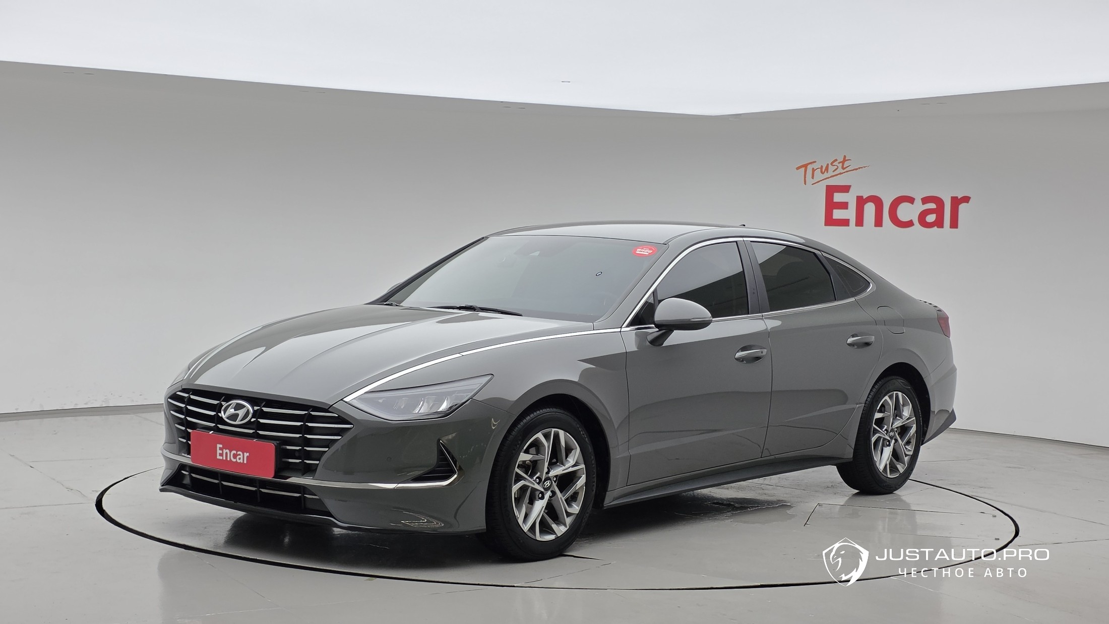 Автомобиль Hyundai Sonata