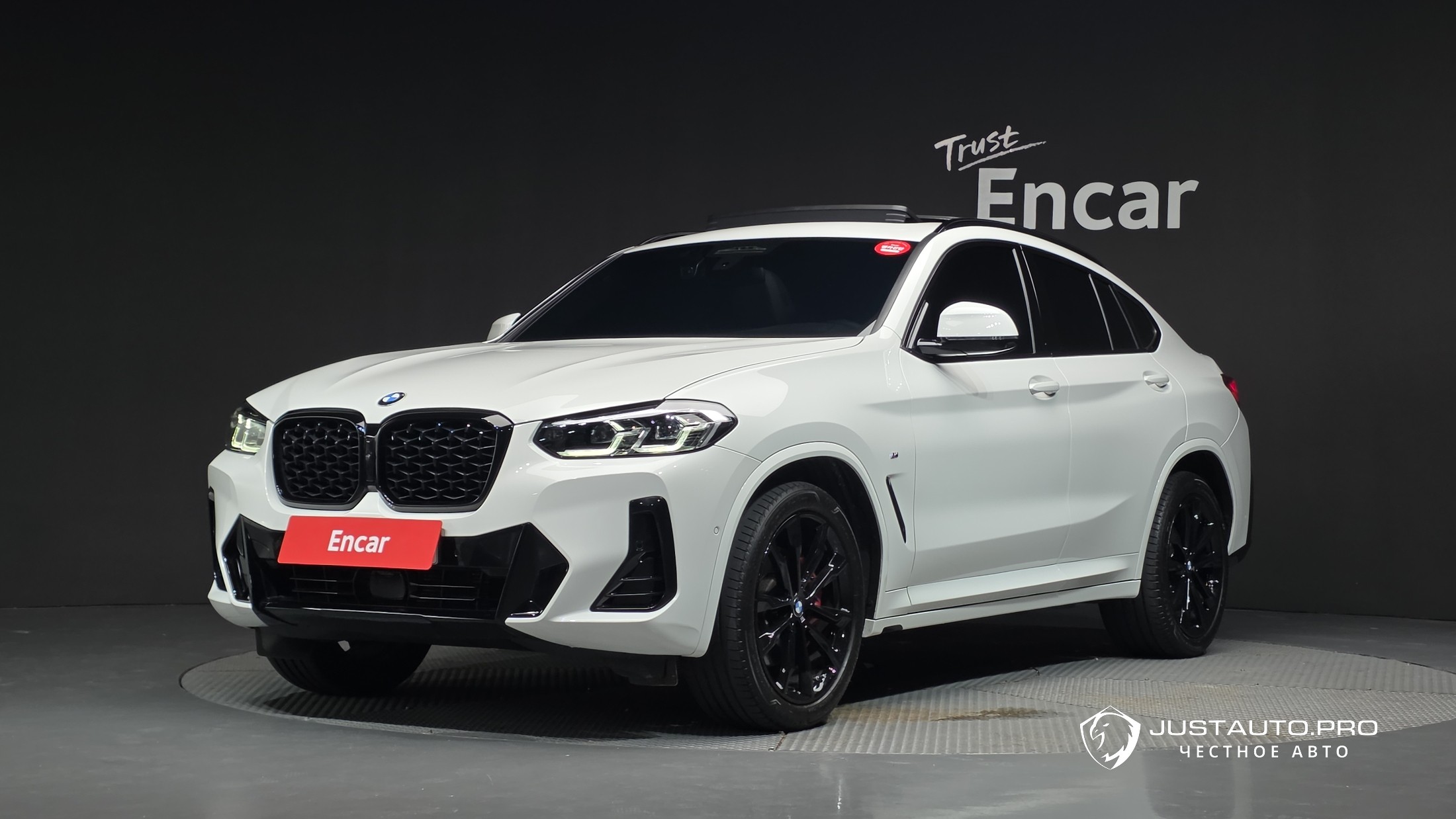Автомобиль BMW X4
