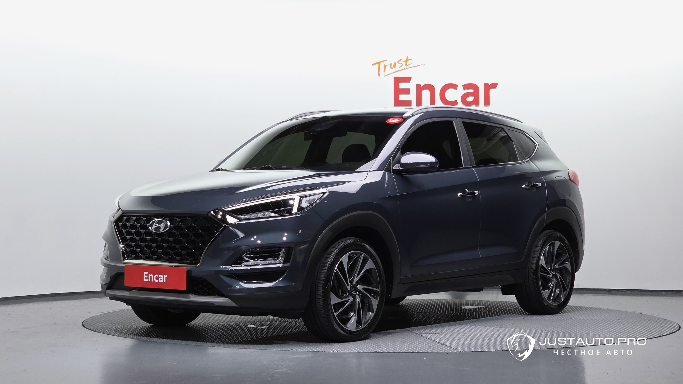 Автомобиль Hyundai Tucson