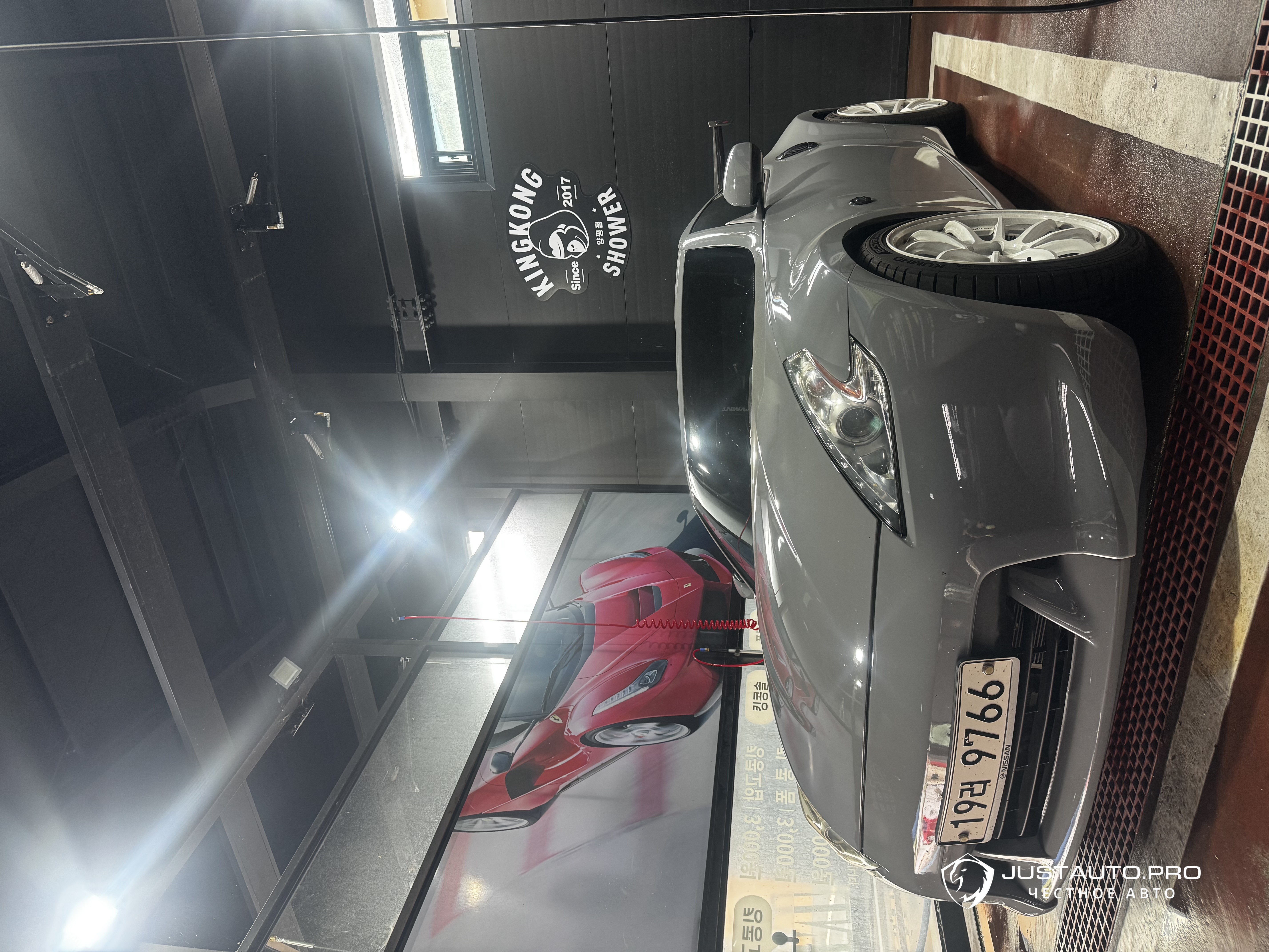 Автомобиль Nissan 370Z