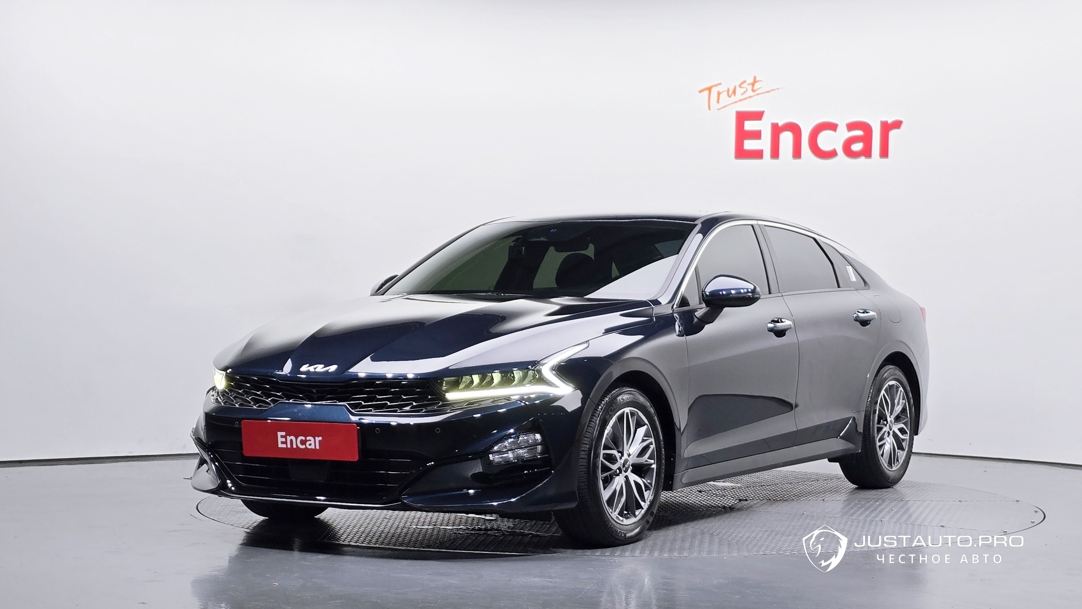 Автомобиль Kia K5