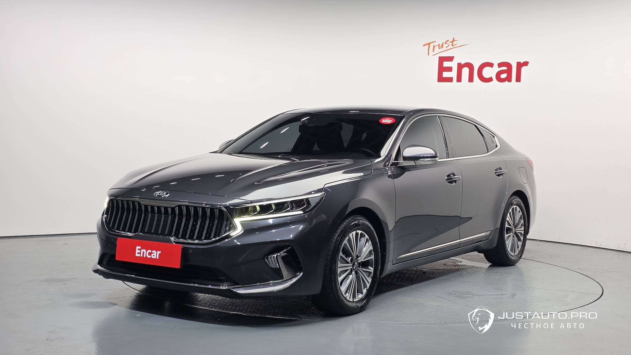 Автомобиль Kia K7