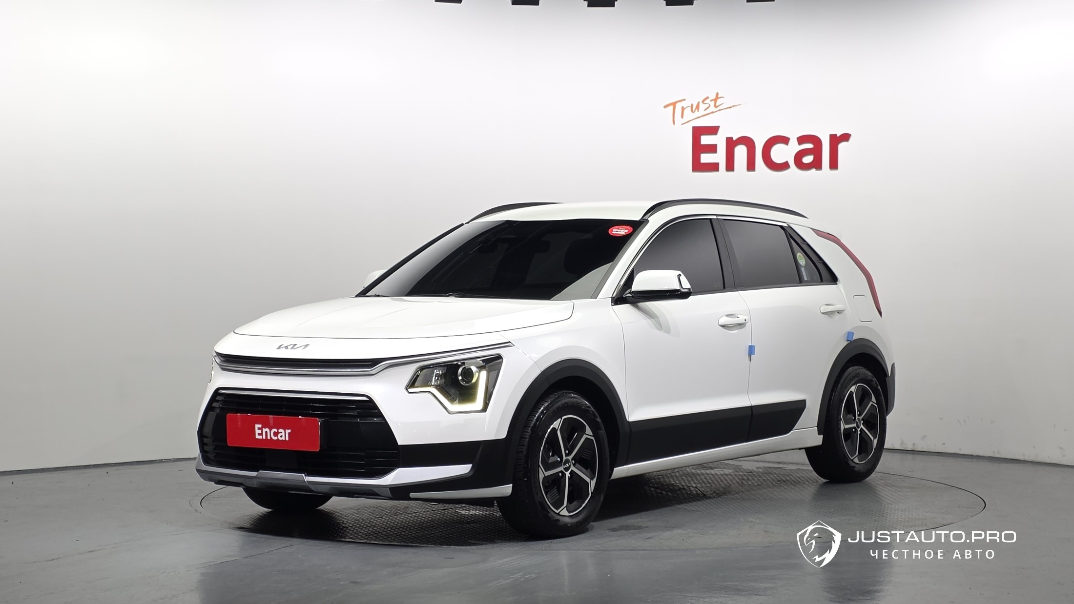Автомобиль Kia Niro