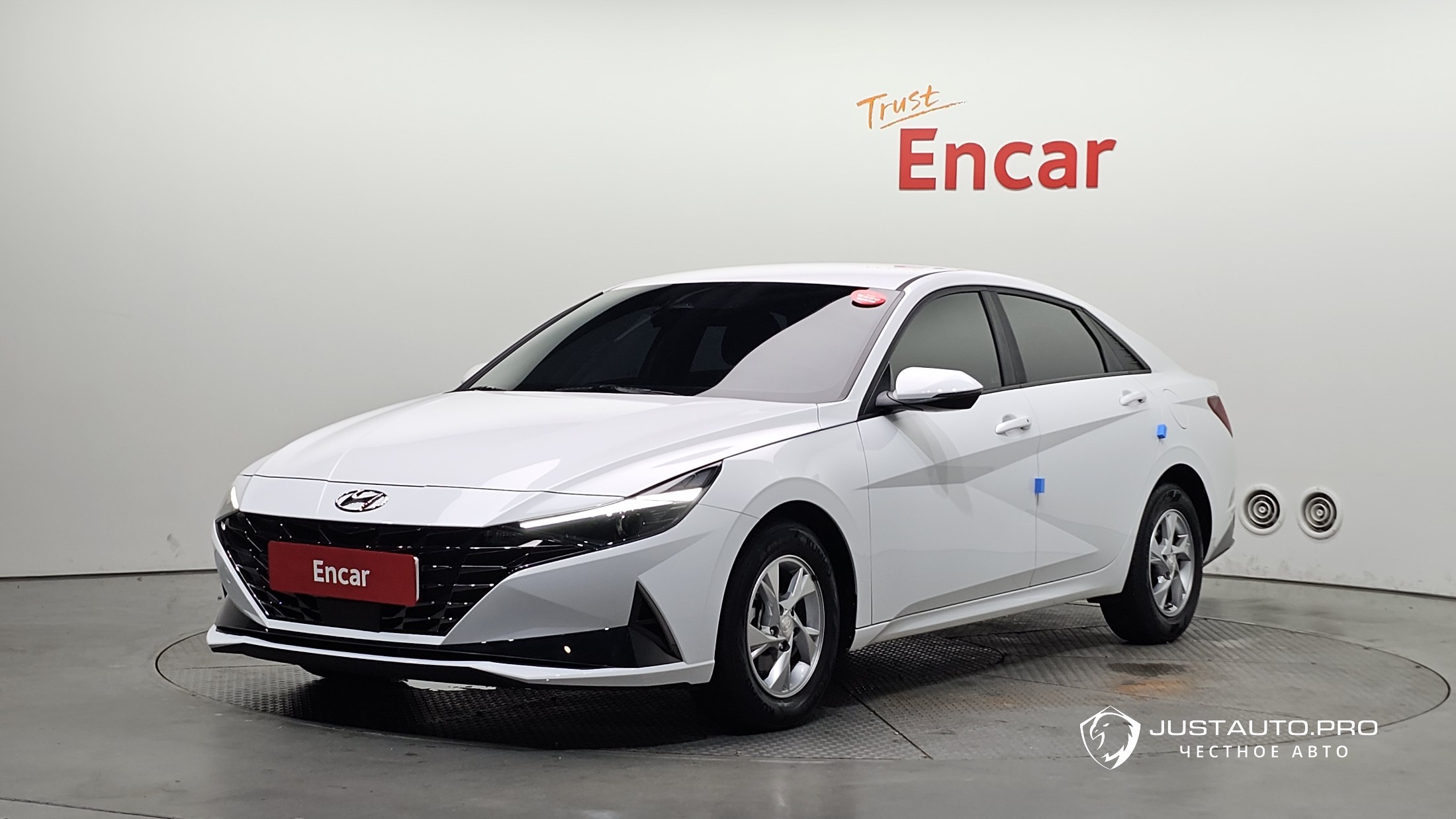 Автомобиль Hyundai AVANTE