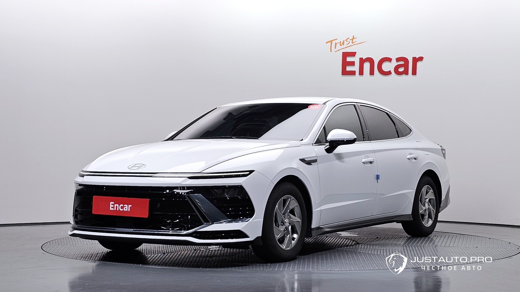Автомобиль Hyundai Sonata