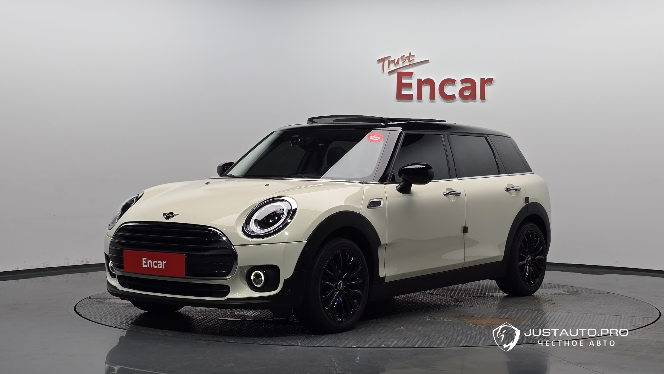 Автомобиль Mini Clubman