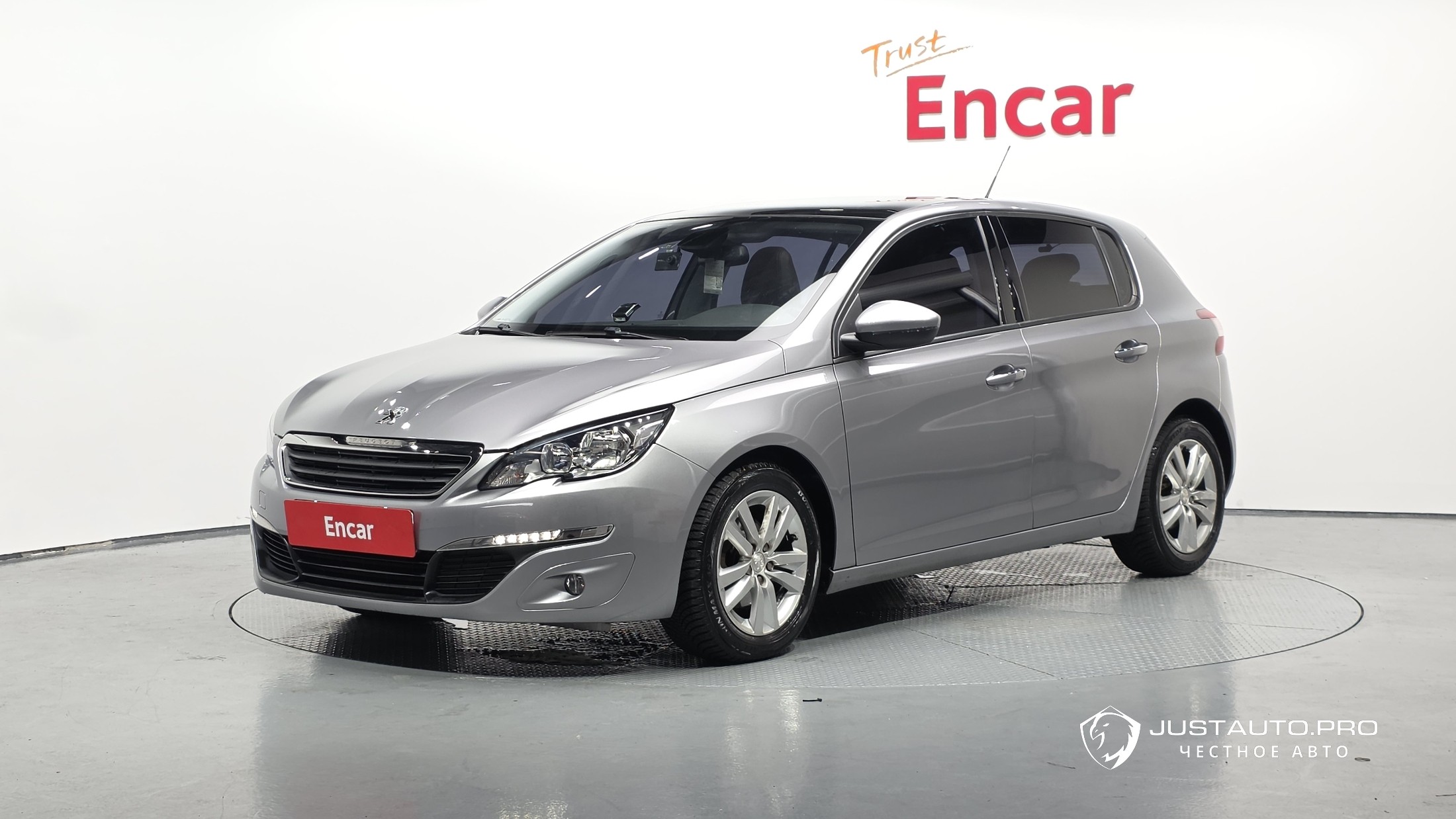 Автомобиль Peugeot 308