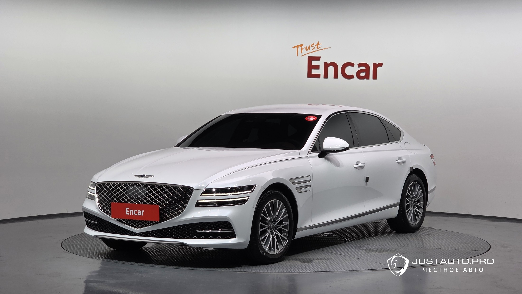 Автомобиль Genesis G80