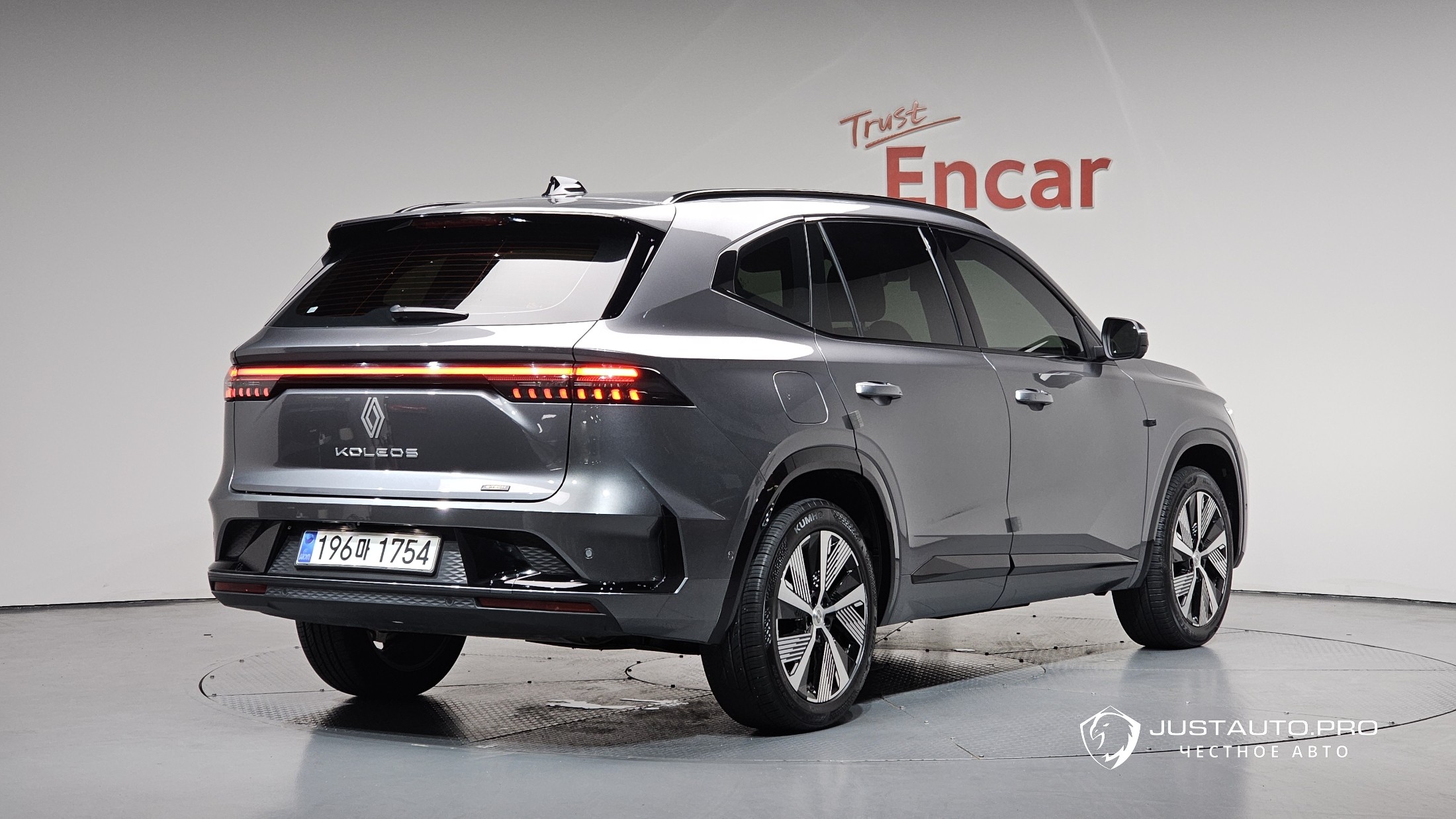 Автомобиль Renault-KoreaSamsung Grand Koleos