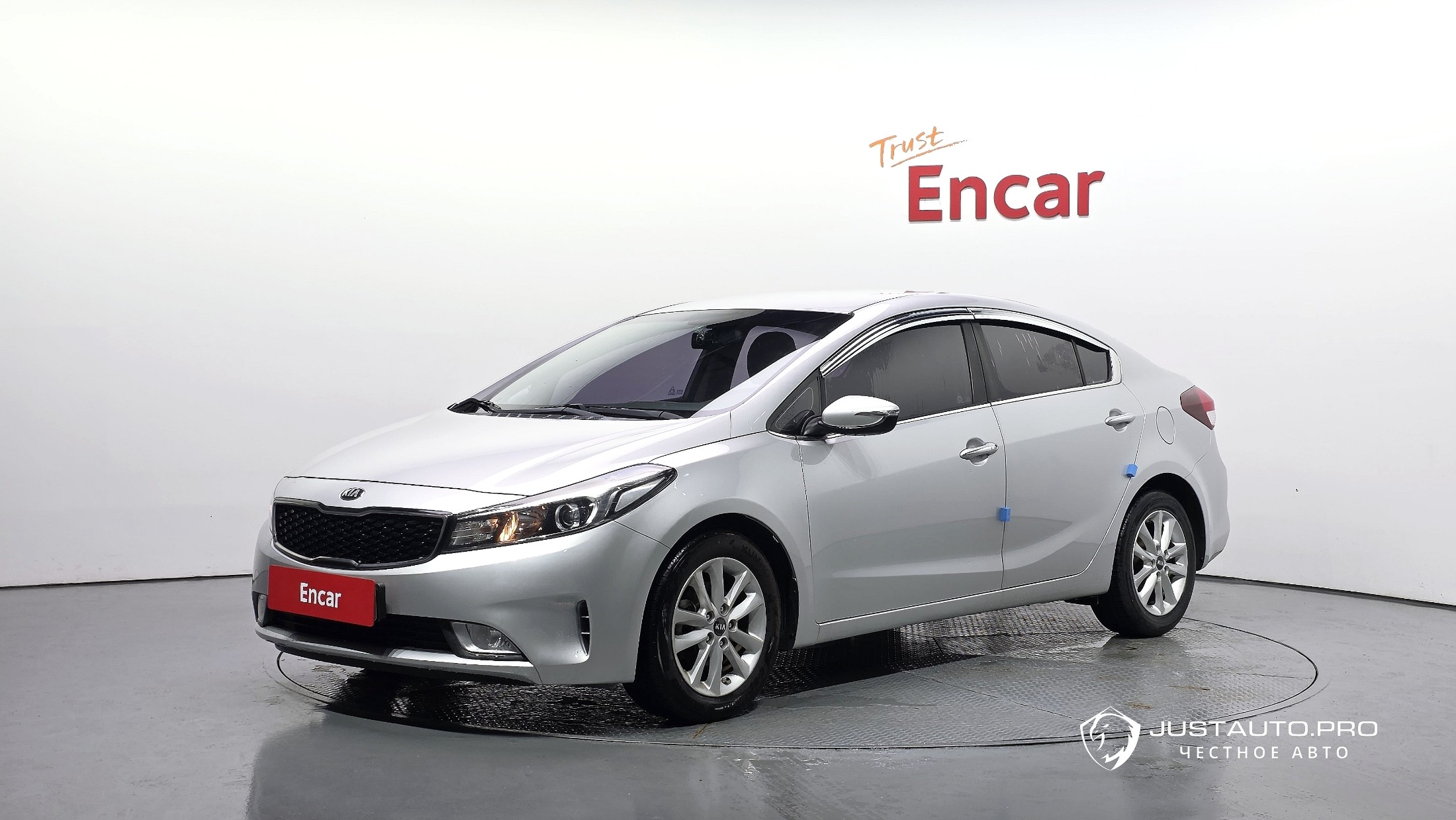Автомобиль Kia K3