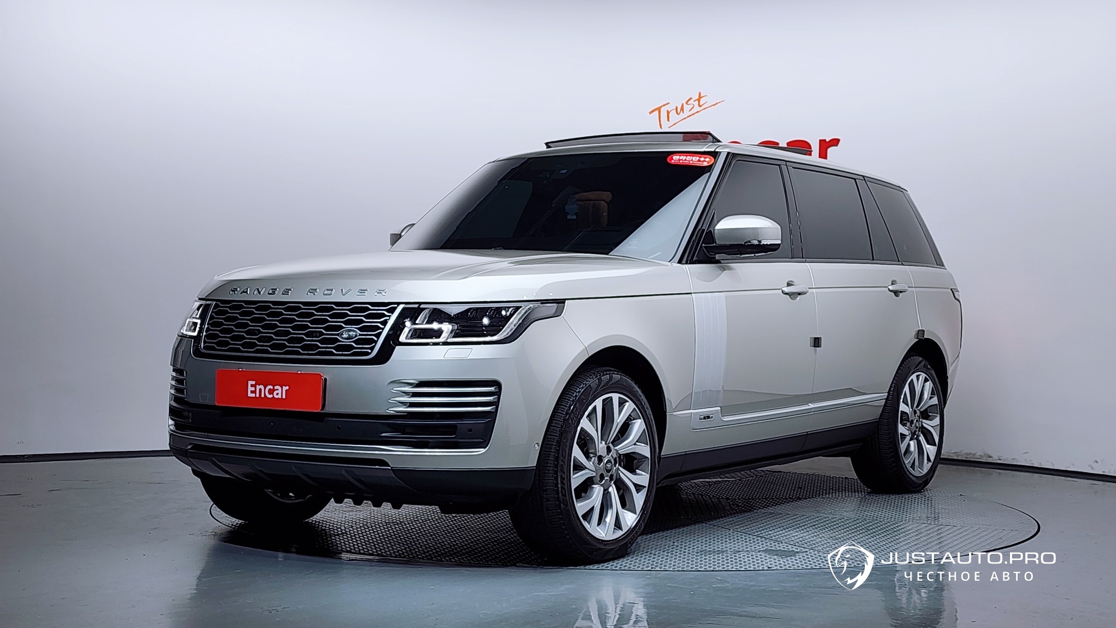 Автомобиль Land Rover Range Rover
