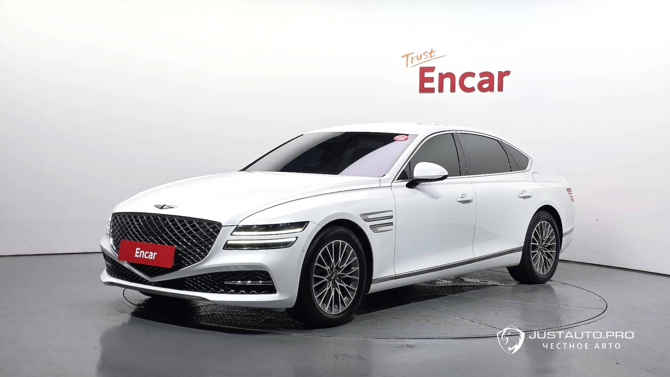 Автомобиль Genesis G80