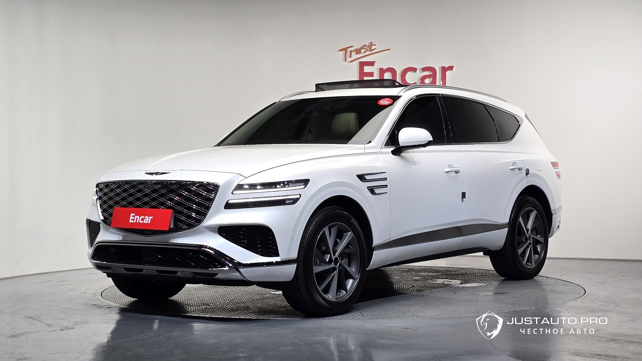 Автомобиль Genesis GV80