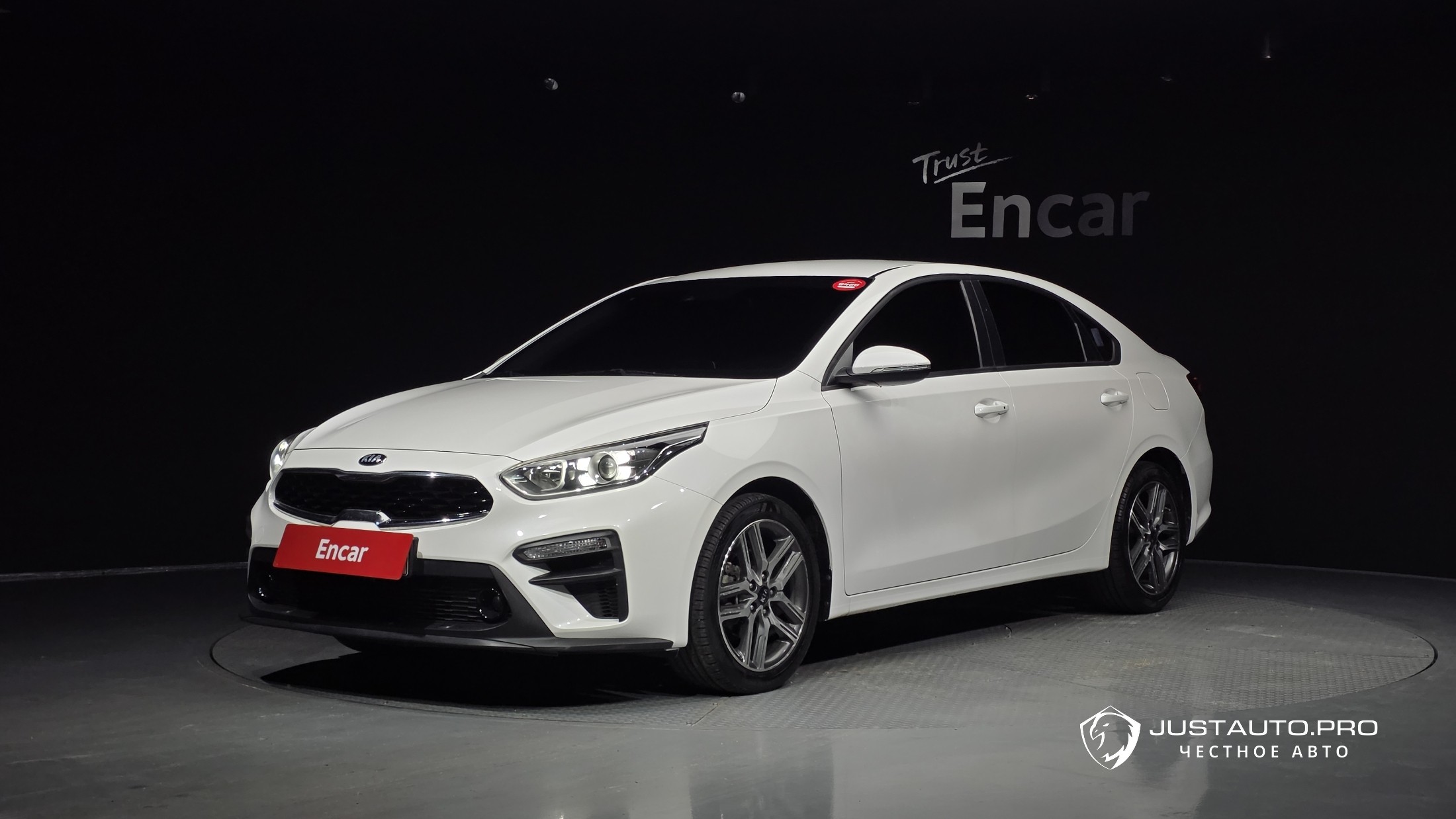 Автомобиль Kia K3
