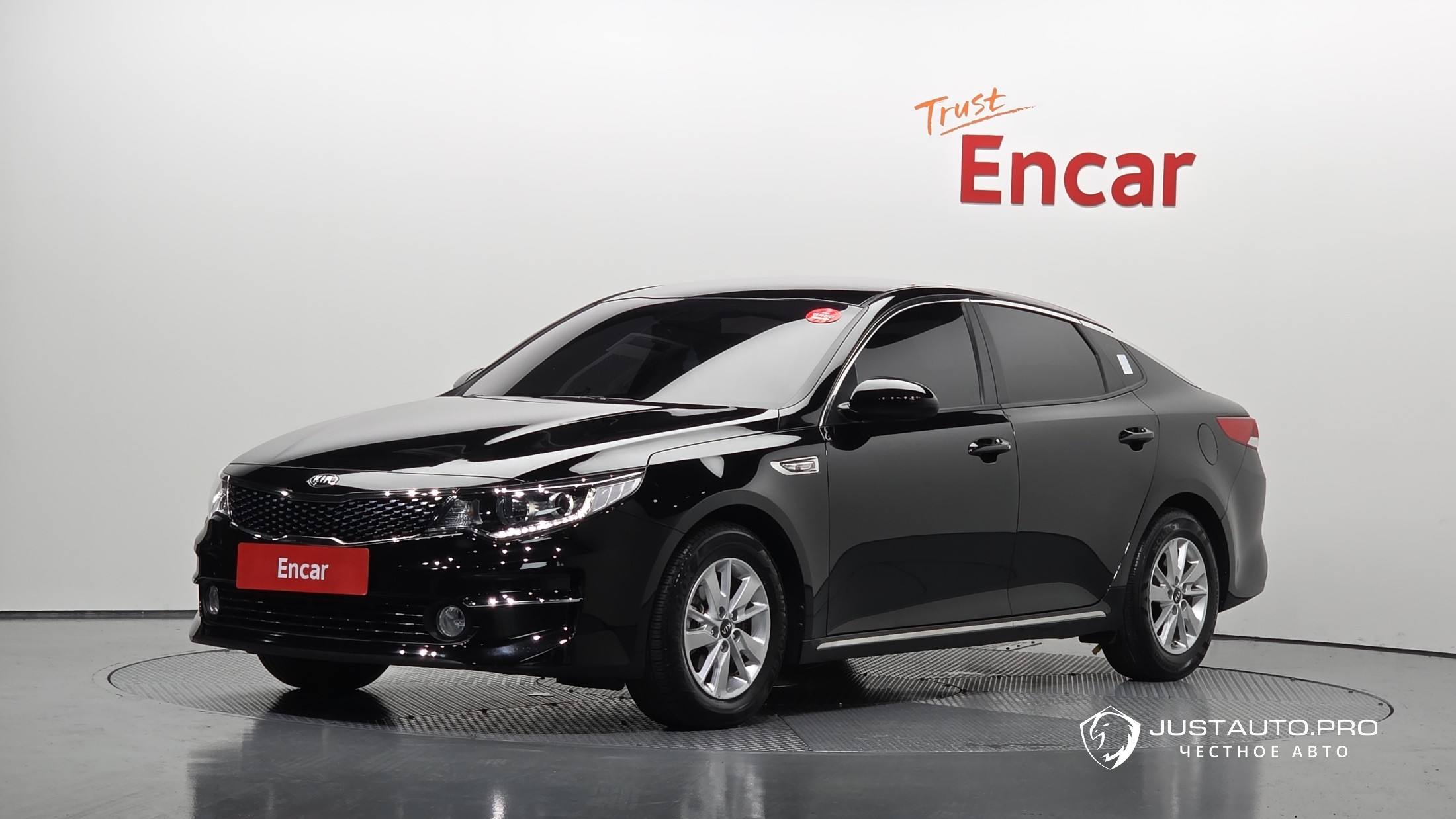 Автомобиль Kia K5