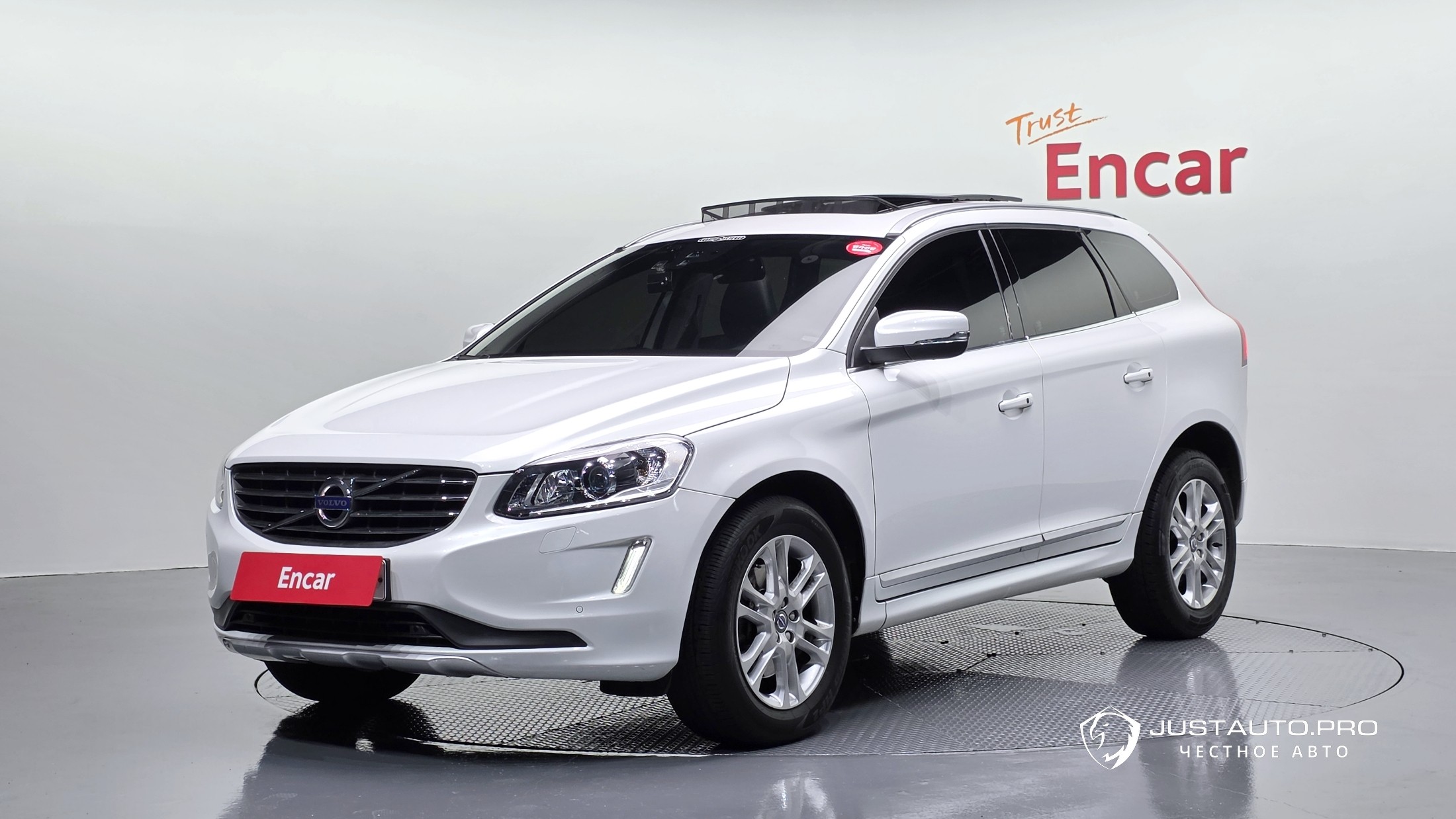 Автомобиль Volvo XC60