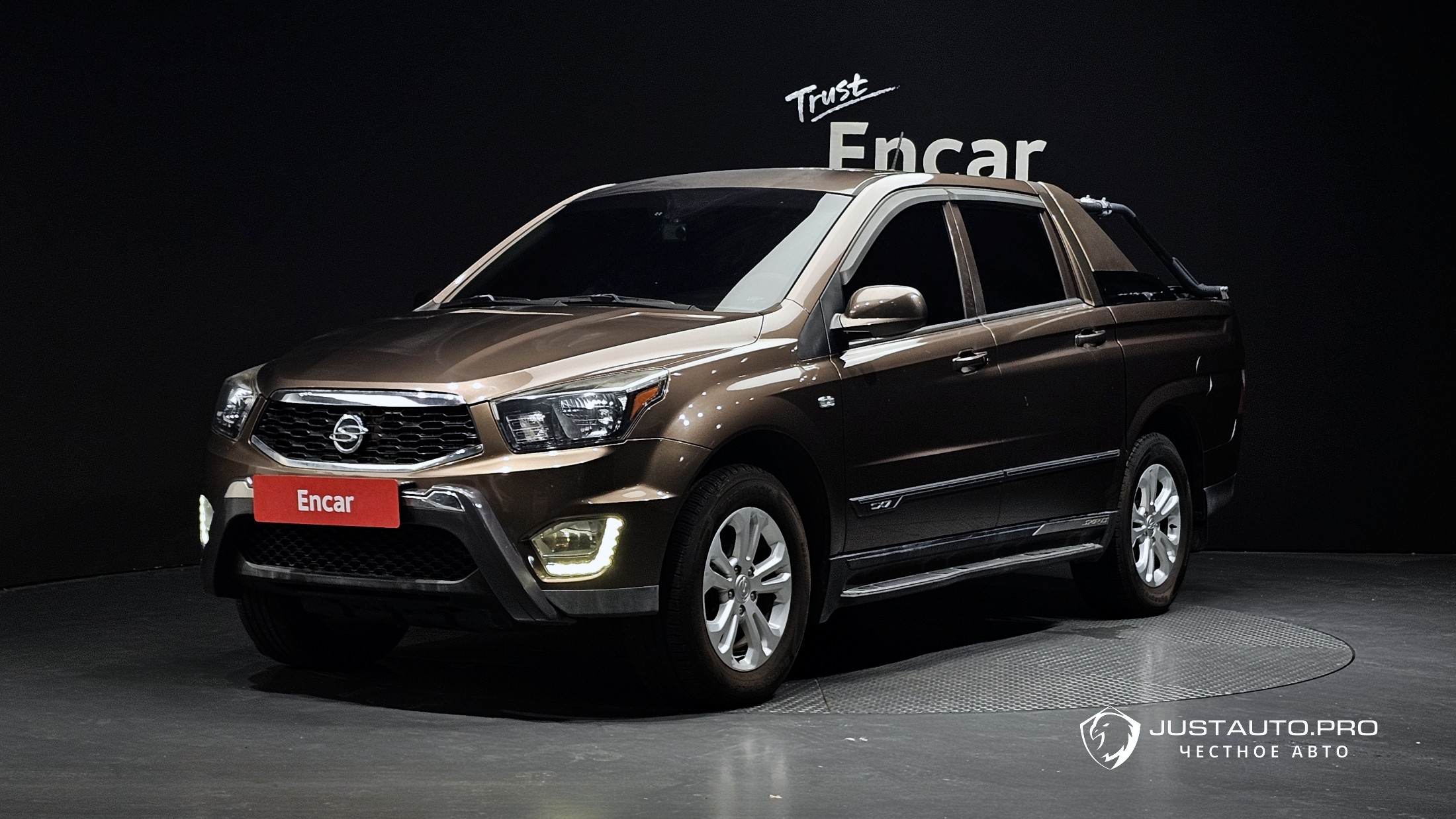 Автомобиль KG_Mobility_Ssangyong KORANDO