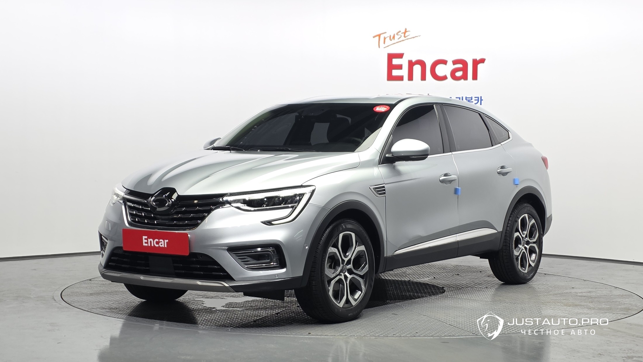 Автомобиль Renault-KoreaSamsung XM3