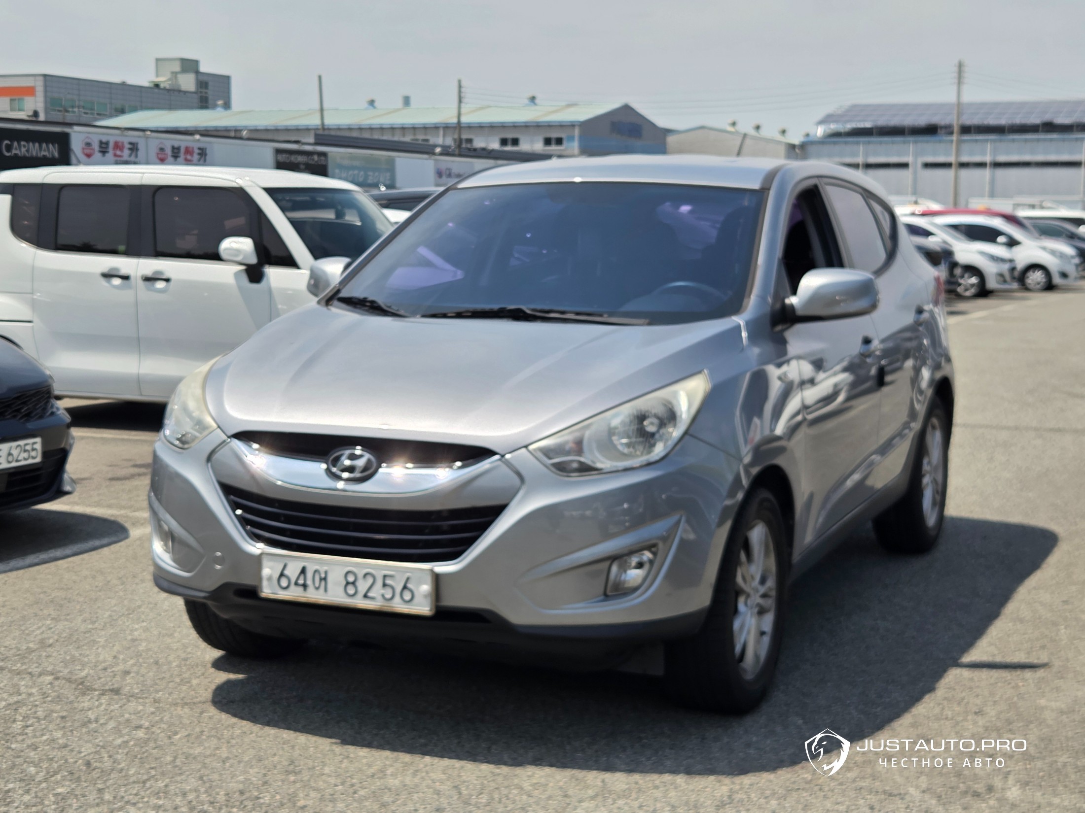 Автомобиль Hyundai Tucson