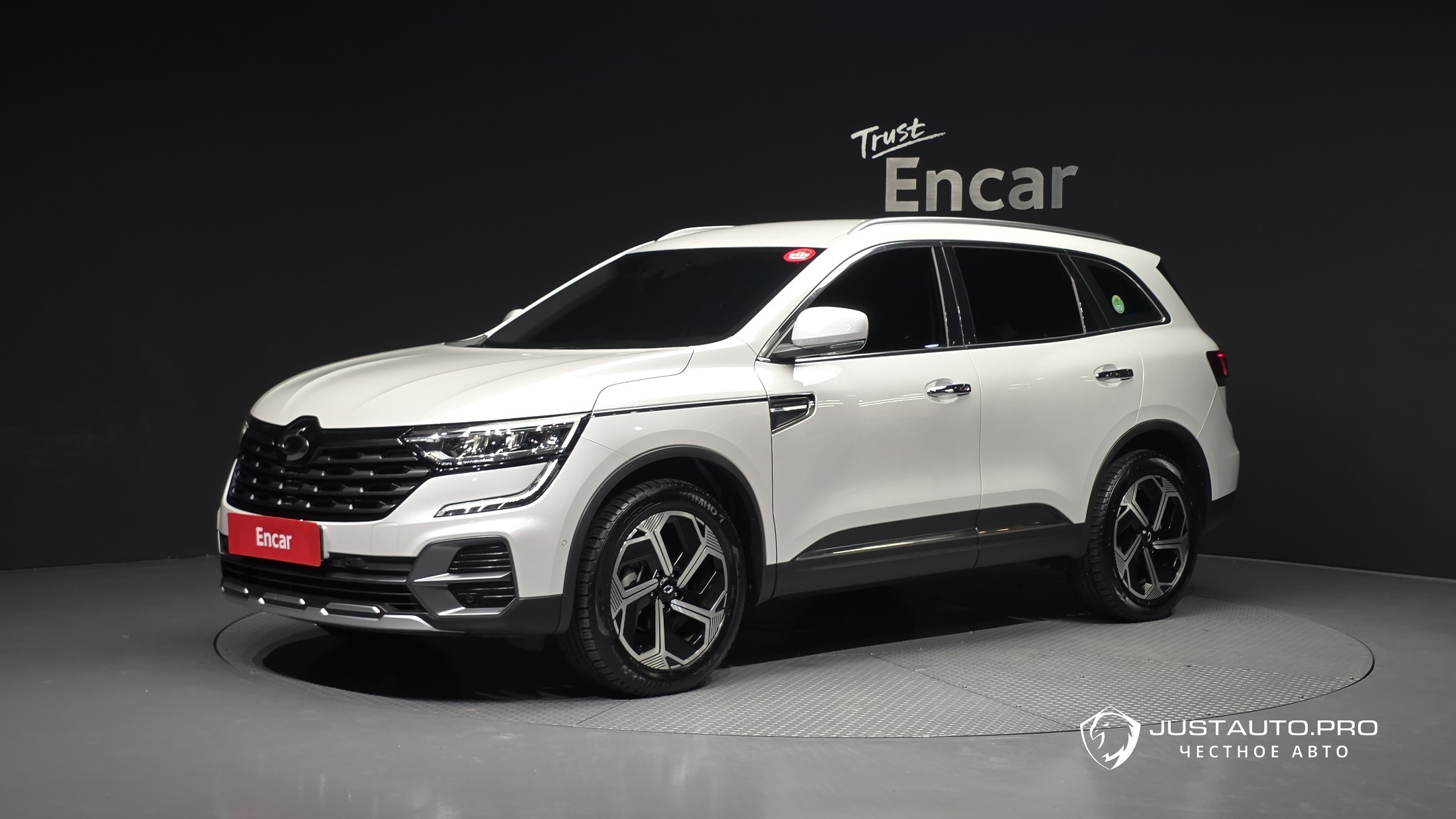 Автомобиль Renault-KoreaSamsung QM6