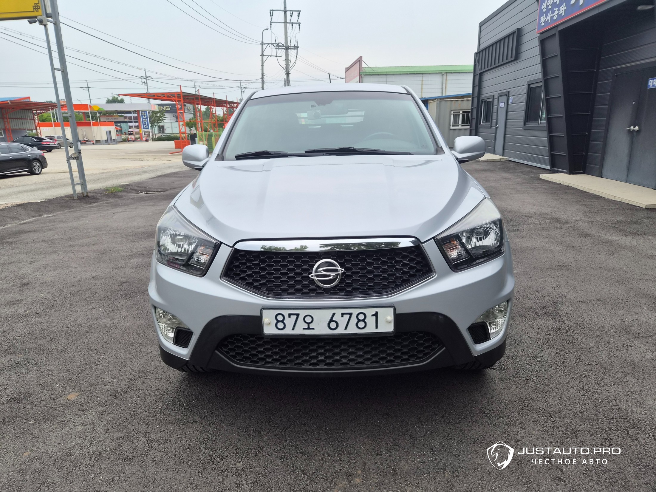 Автомобиль KG_Mobility_Ssangyong KORANDO