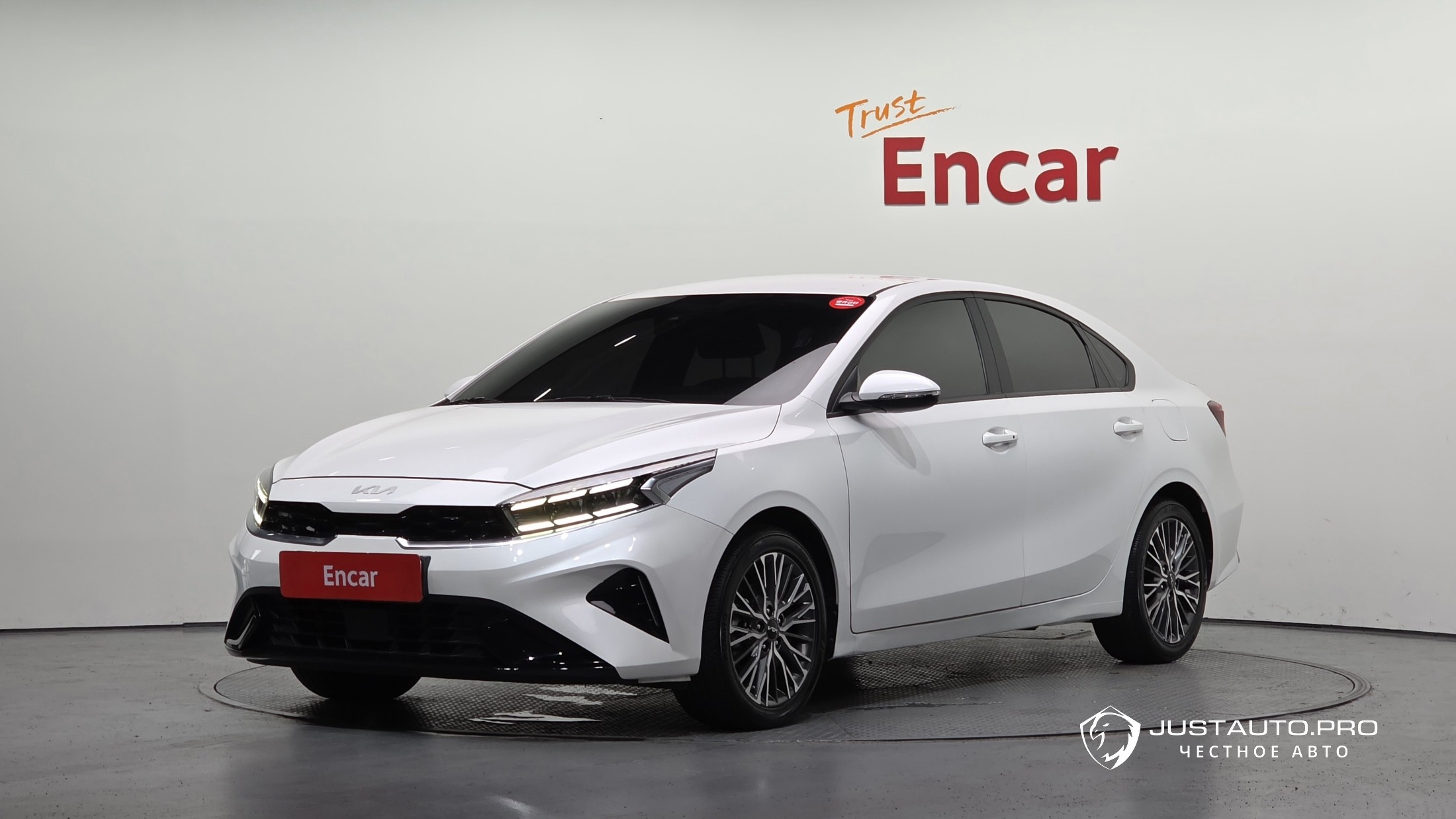 Автомобиль Kia K3