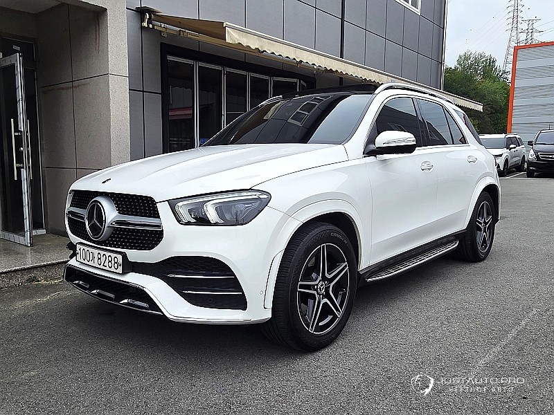 Автомобиль Mercedes-Benz GLE-Class