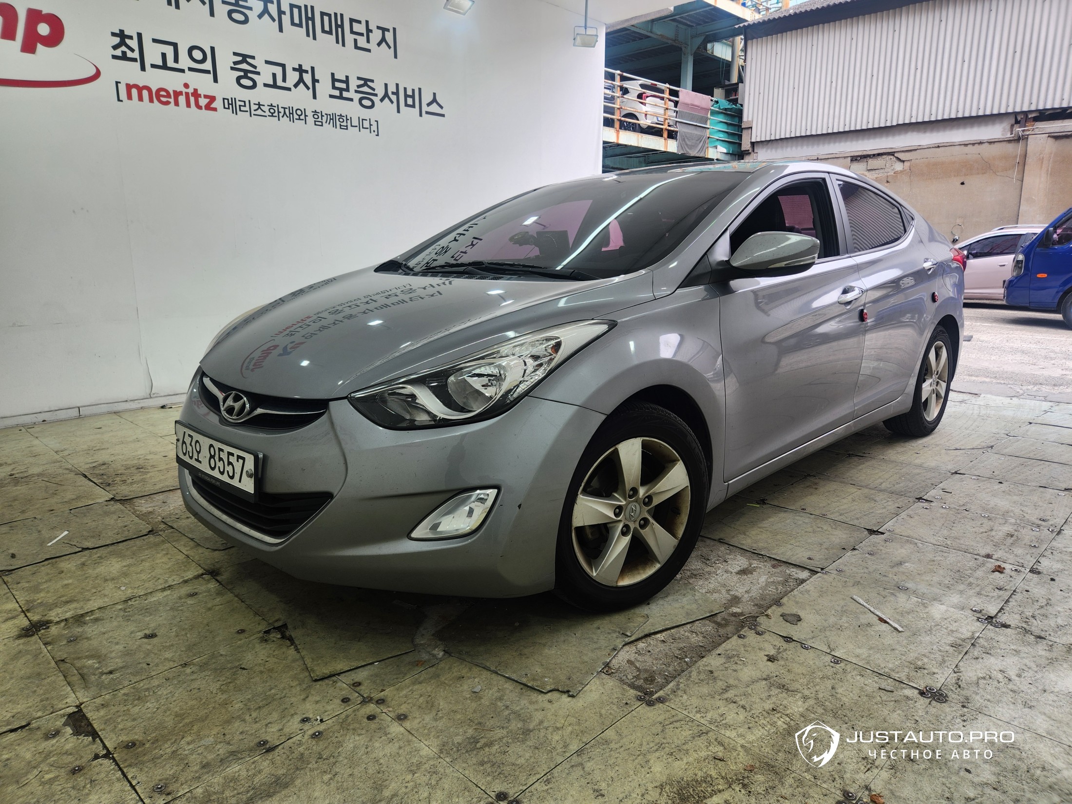 Автомобиль Hyundai AVANTE
